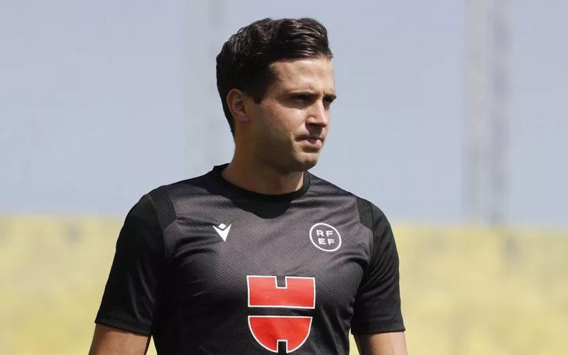 José Luis Guzmán Mansilla, árbitro para el Huesca-Cartagena