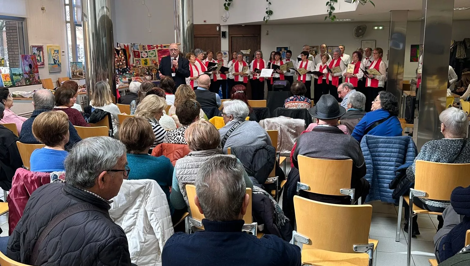  jornada de puertas abiertas del Hogar de Mayores de Huesca 