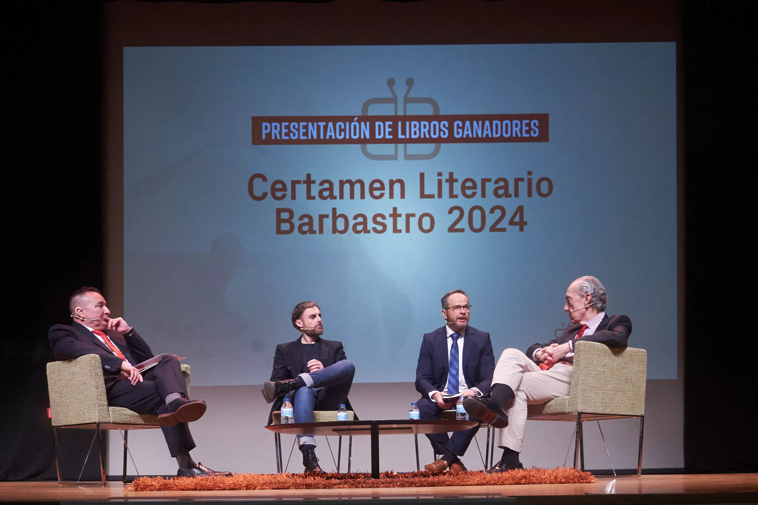 Entrega de premios del Certamen Literario de Barbastro