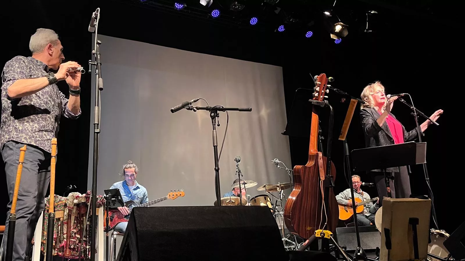 Concierto de Olga y los Ministriles “15 Aniversario” en Huesca. Foto Mercedes Manterola