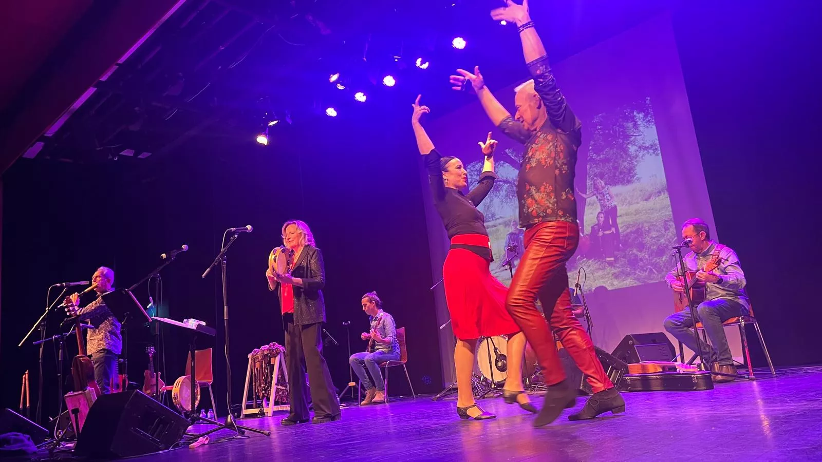 Concierto de Olga y los Ministriles “15 Aniversario” en Huesca. Foto Mercedes Manterola