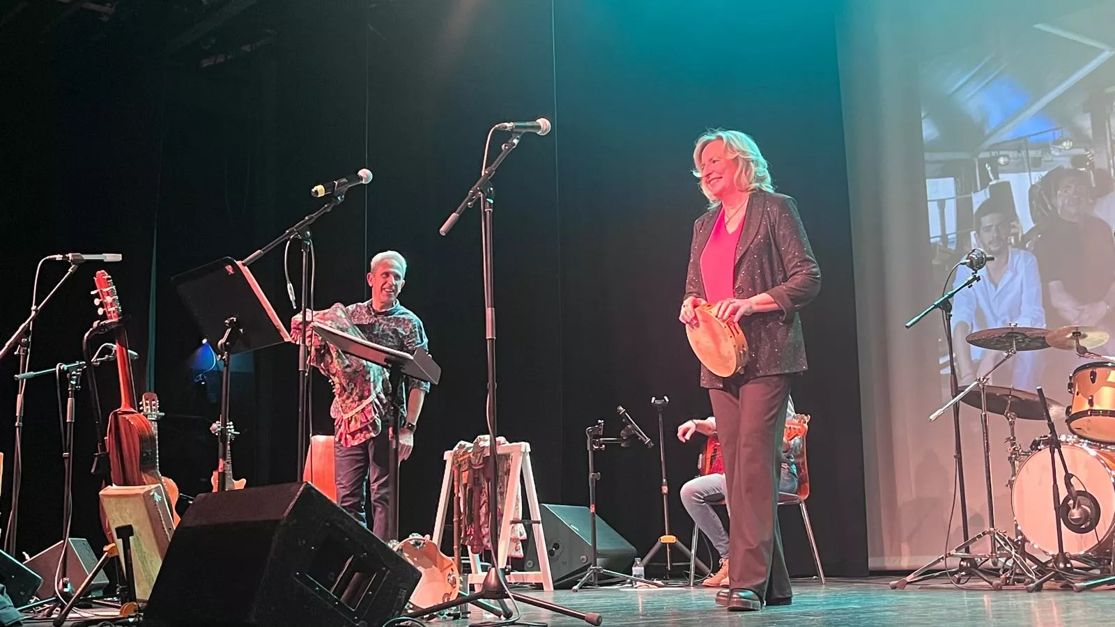 Concierto de Olga y los Ministriles “15 Aniversario” en Huesca. Foto Mercedes Manterola