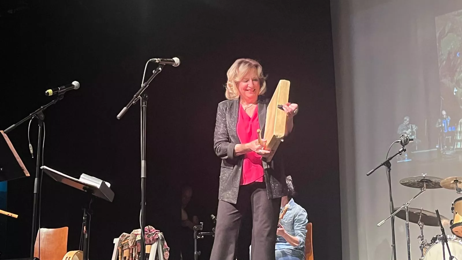 Concierto de Olga y los Ministriles “15 Aniversario” en Huesca. Foto Mercedes Manterola