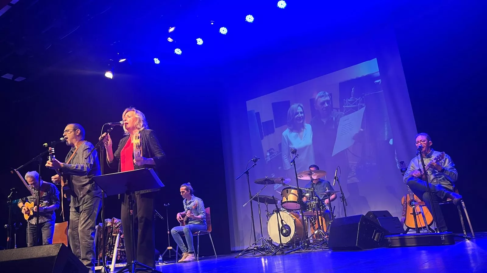 Concierto de Olga y los Ministriles “15 Aniversario” en Huesca. Foto Mercedes Manterola