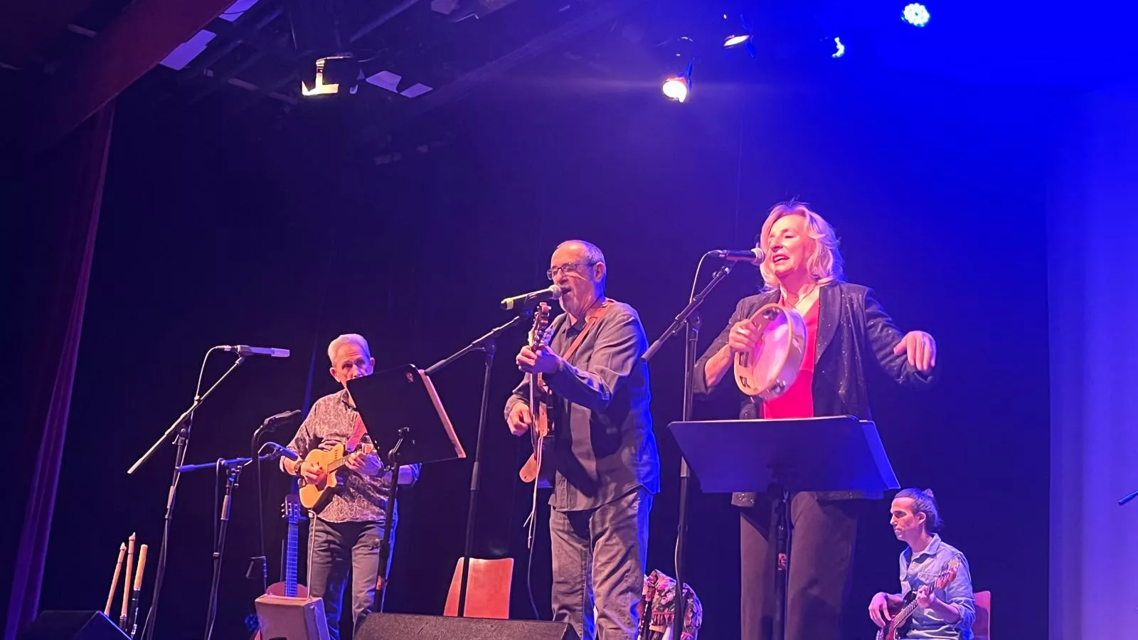 Concierto de Olga y los Ministriles “15 Aniversario” en Huesca. Foto Mercedes Manterola