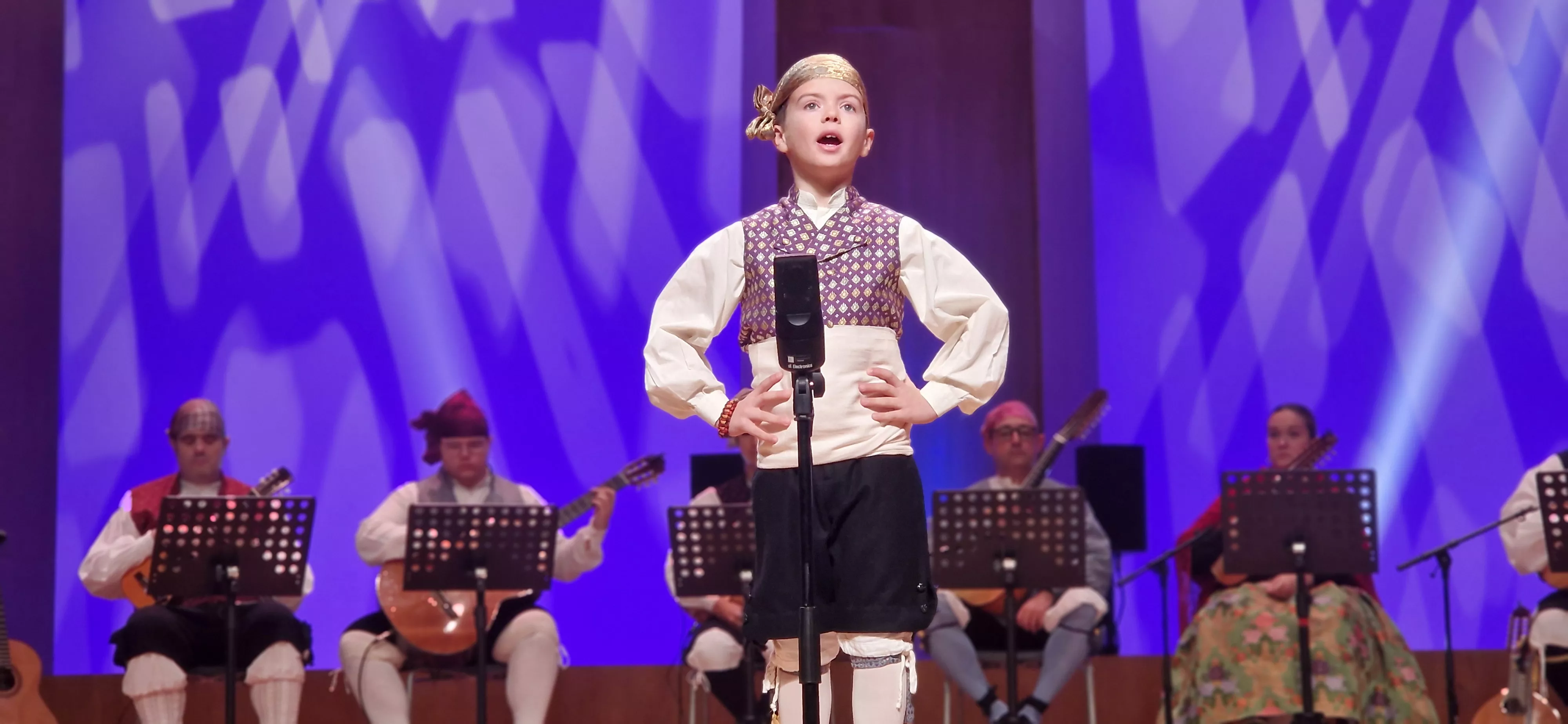 Final benjamín, infantil, juvenil y veteranos del XXXII Certamen Nacional de Jota Ciudad de Huesca. Foto Myriam Martínez