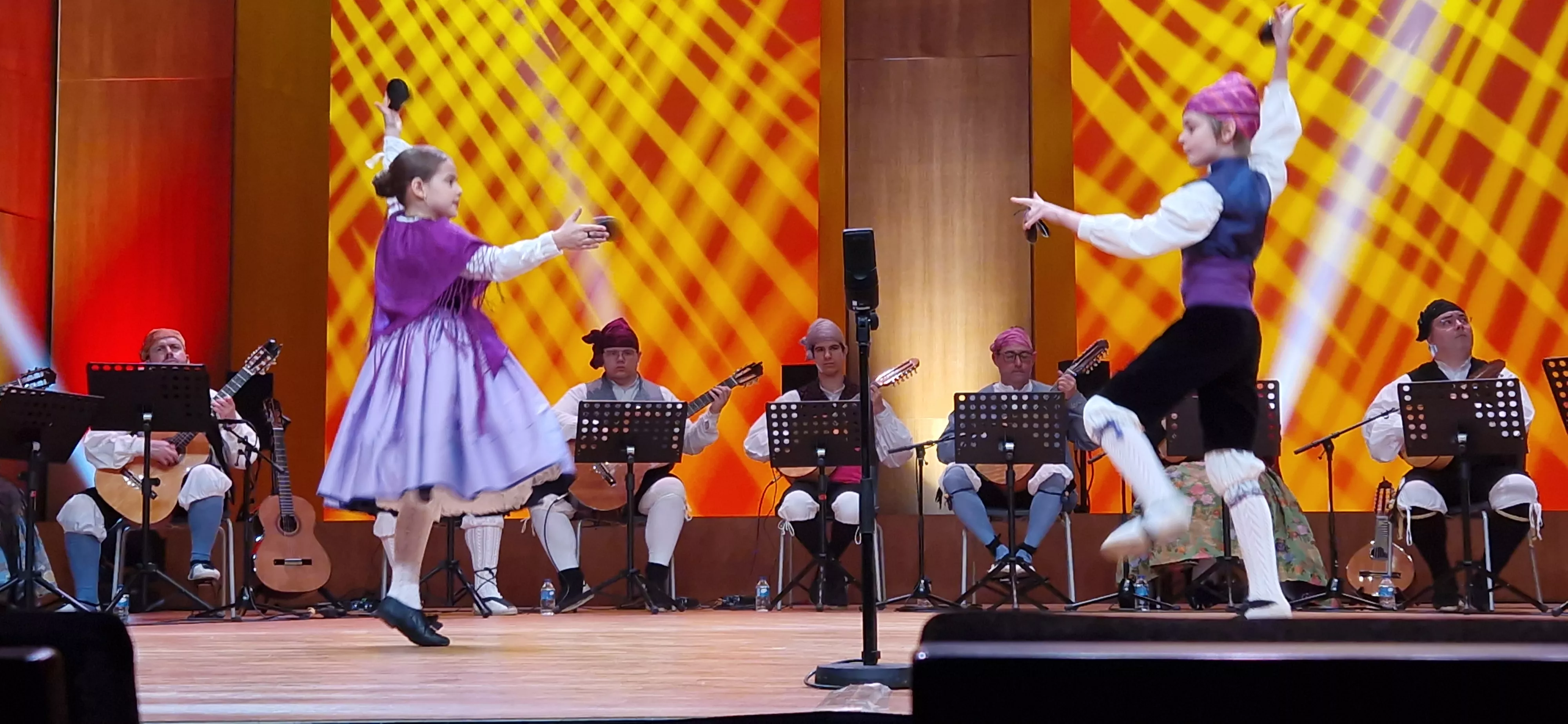 Final benjamín, infantil, juvenil y veteranos del XXXII Certamen Nacional de Jota Ciudad de Huesca. Foto Myriam Martínez