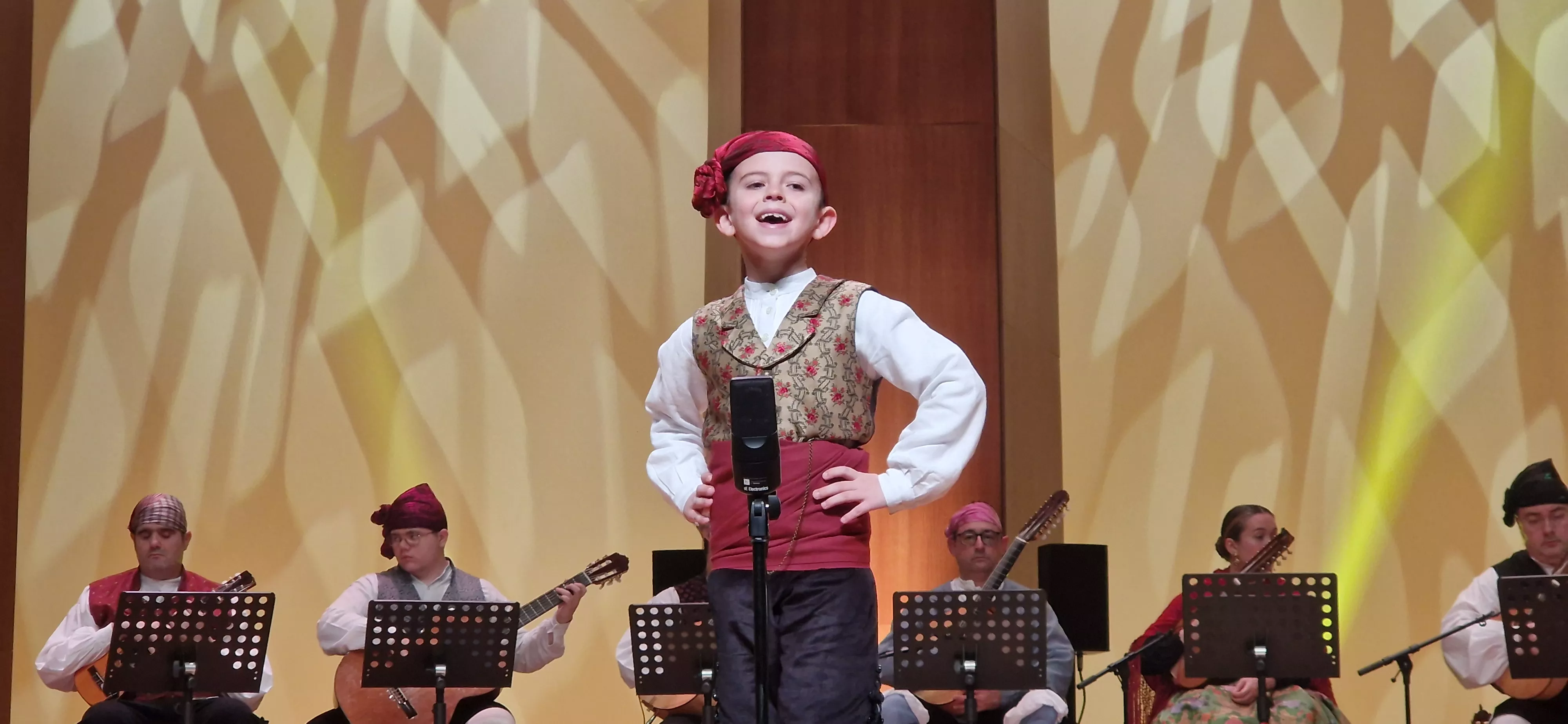 Final benjamín, infantil, juvenil y veteranos del XXXII Certamen Nacional de Jota Ciudad de Huesca. Foto Myriam Martínez