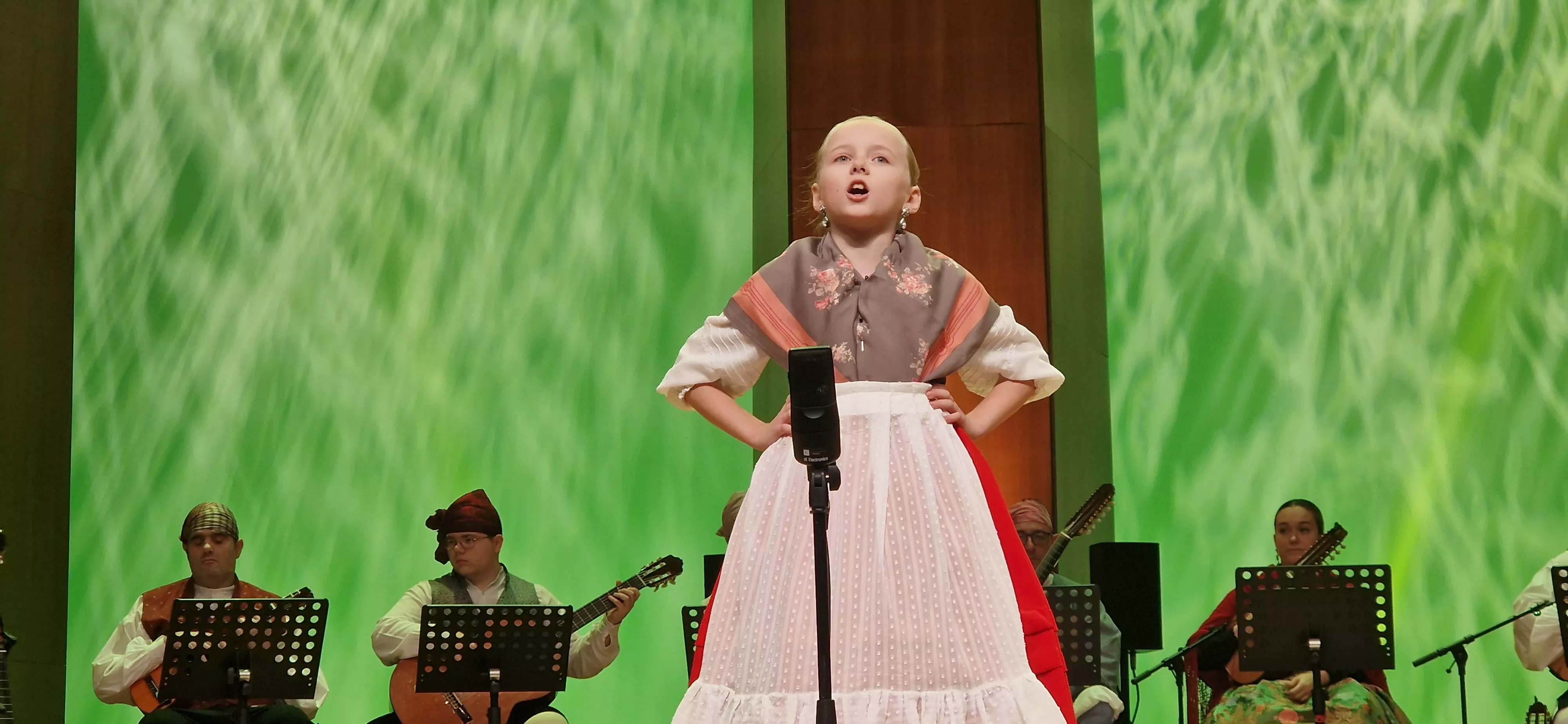 Final benjamín, infantil, juvenil y veteranos del XXXII Certamen Nacional de Jota Ciudad de Huesca. Foto Myriam Martínez