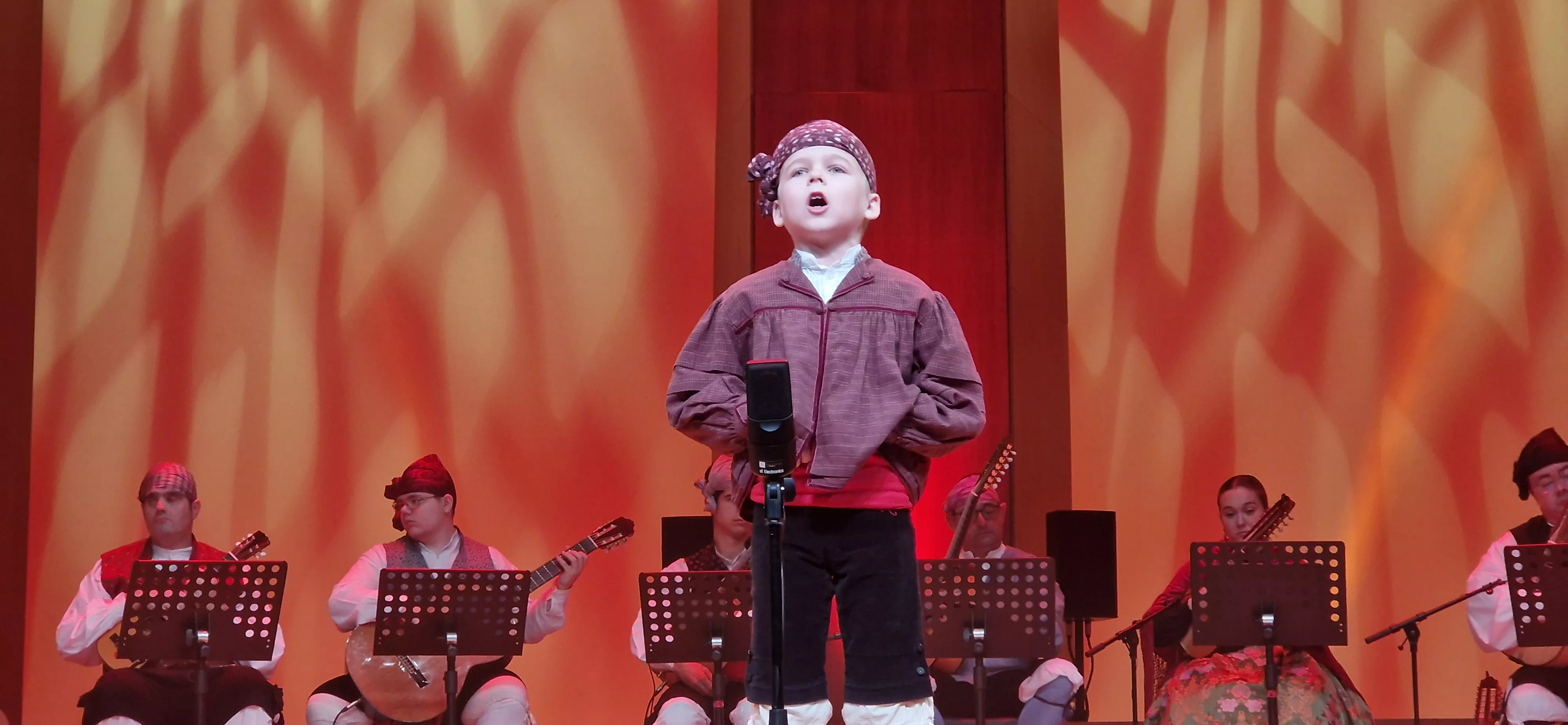 Final benjamín, infantil, juvenil y veteranos del XXXII Certamen Nacional de Jota Ciudad de Huesca. Foto Myriam Martínez