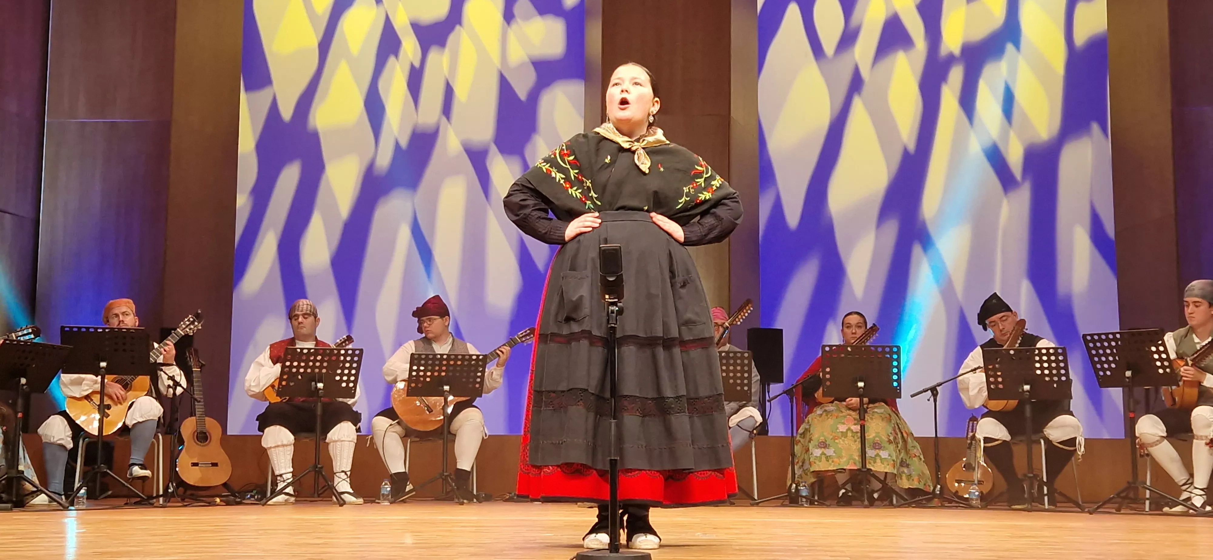 Final benjamín, infantil, juvenil y veteranos del XXXII Certamen Nacional de Jota Ciudad de Huesca. Foto Myriam Martínez