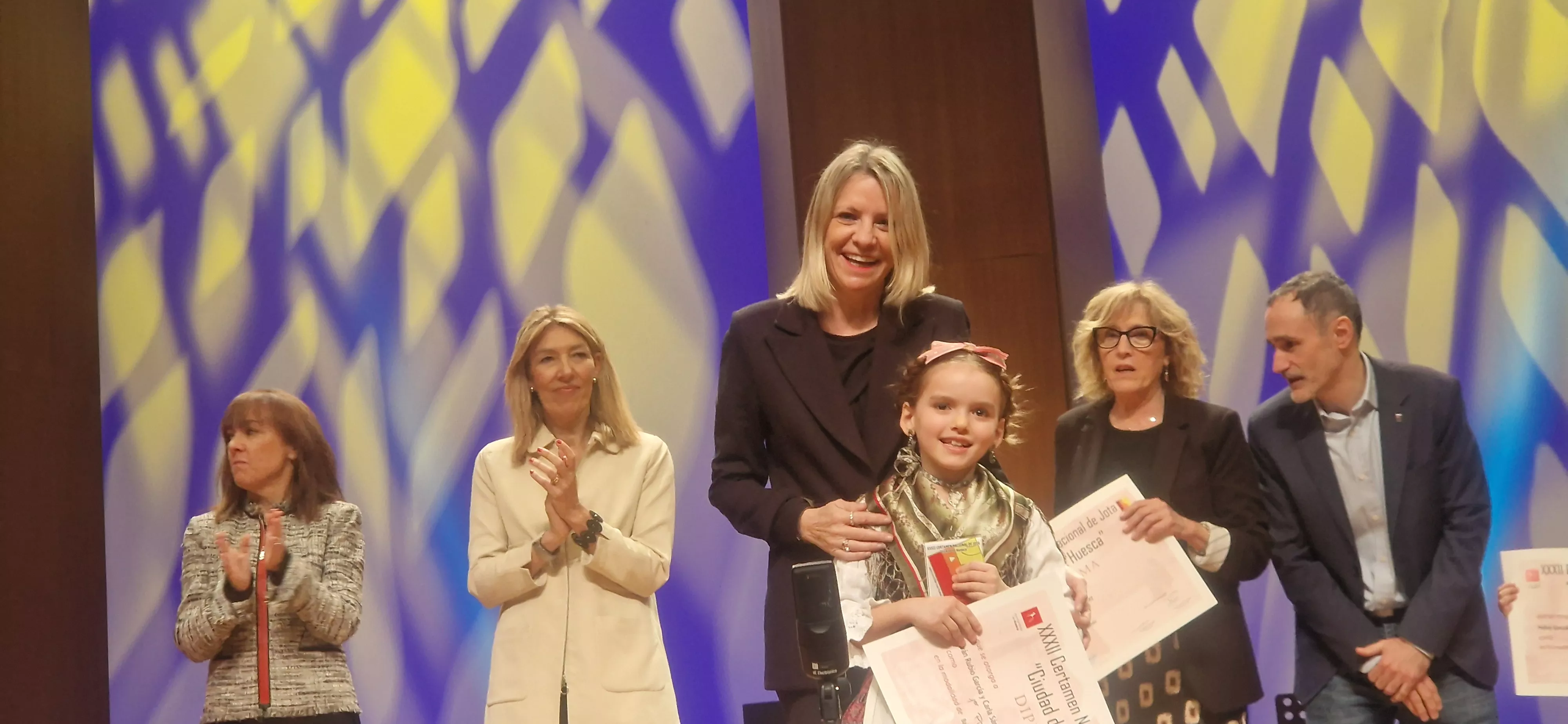 Final benjamín, infantil, juvenil y veteranos del XXXII Certamen Nacional de Jota Ciudad de Huesca. Foto Myriam Martínez