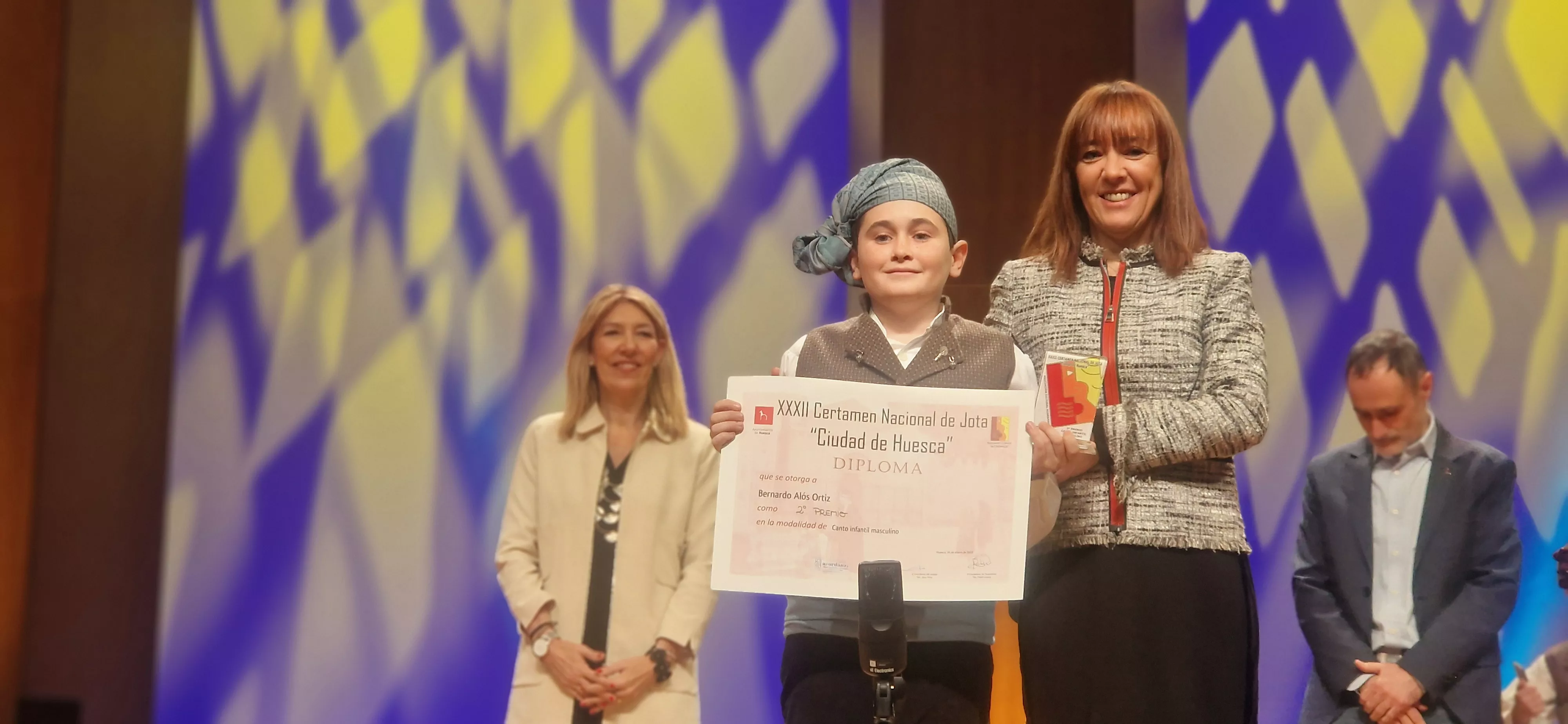 Final benjamín, infantil, juvenil y veteranos del XXXII Certamen Nacional de Jota Ciudad de Huesca. Foto Myriam Martínez