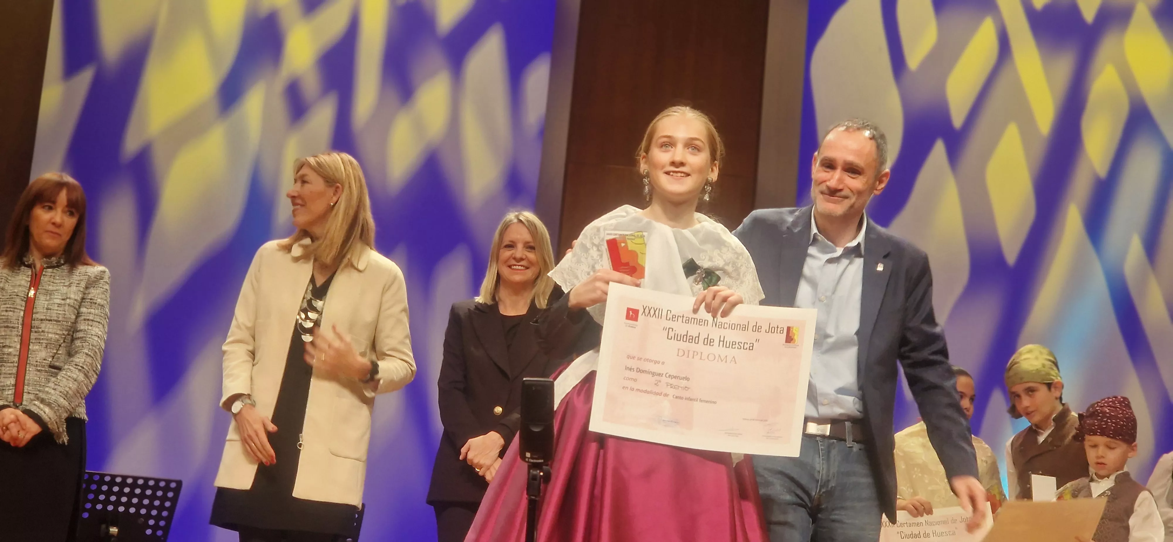 Final benjamín, infantil, juvenil y veteranos del XXXII Certamen Nacional de Jota Ciudad de Huesca. Foto Myriam Martínez