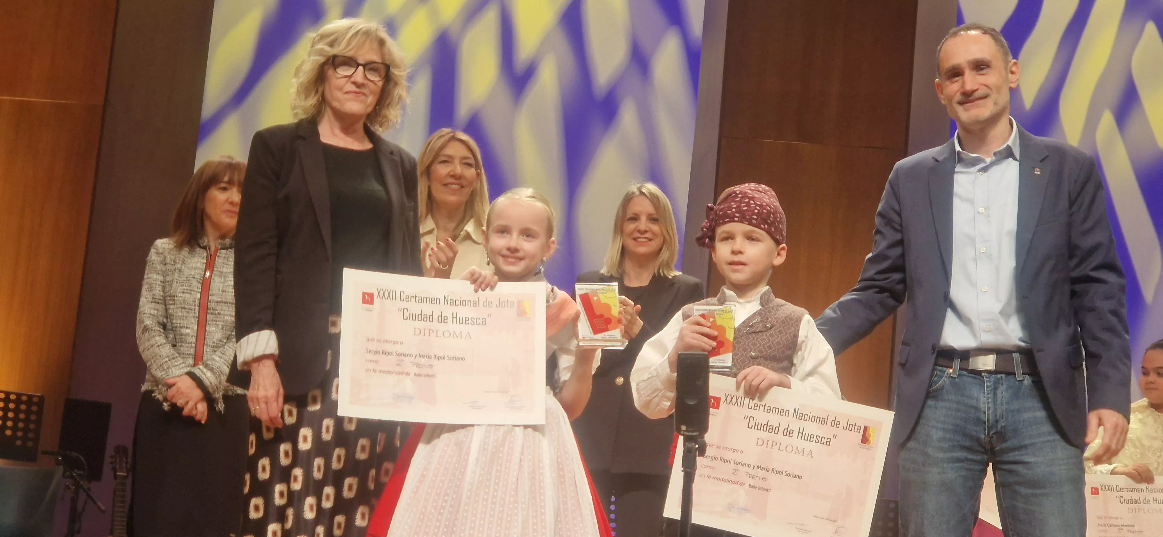 Final benjamín, infantil, juvenil y veteranos del XXXII Certamen Nacional de Jota Ciudad de Huesca. Foto Myriam Martínez