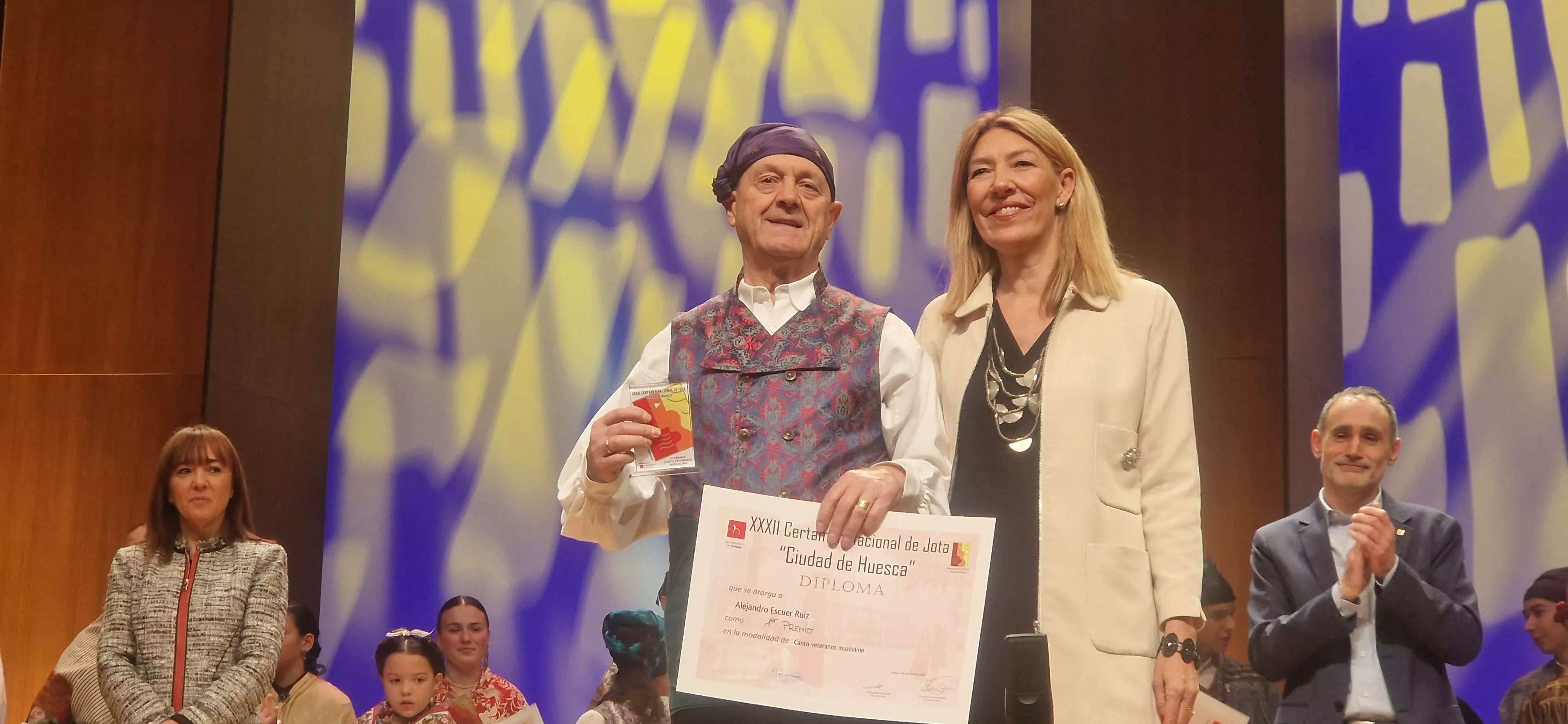 Final benjamín, infantil, juvenil y veteranos del XXXII Certamen Nacional de Jota Ciudad de Huesca. Foto Myriam Martínez