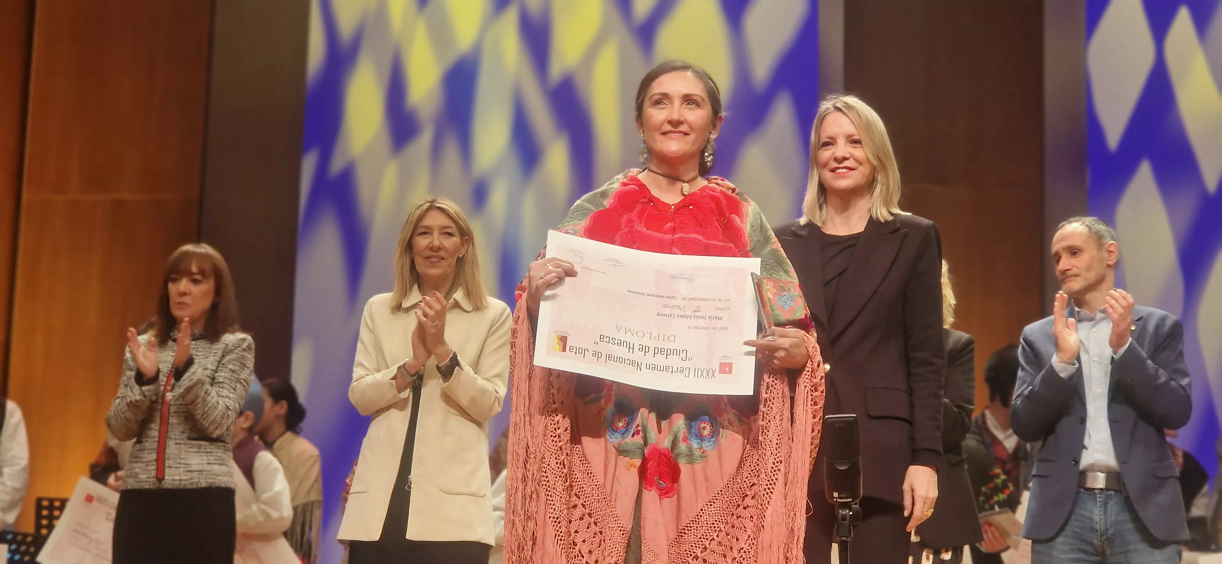 Final benjamín, infantil, juvenil y veteranos del XXXII Certamen Nacional de Jota Ciudad de Huesca. Foto Myriam Martínez