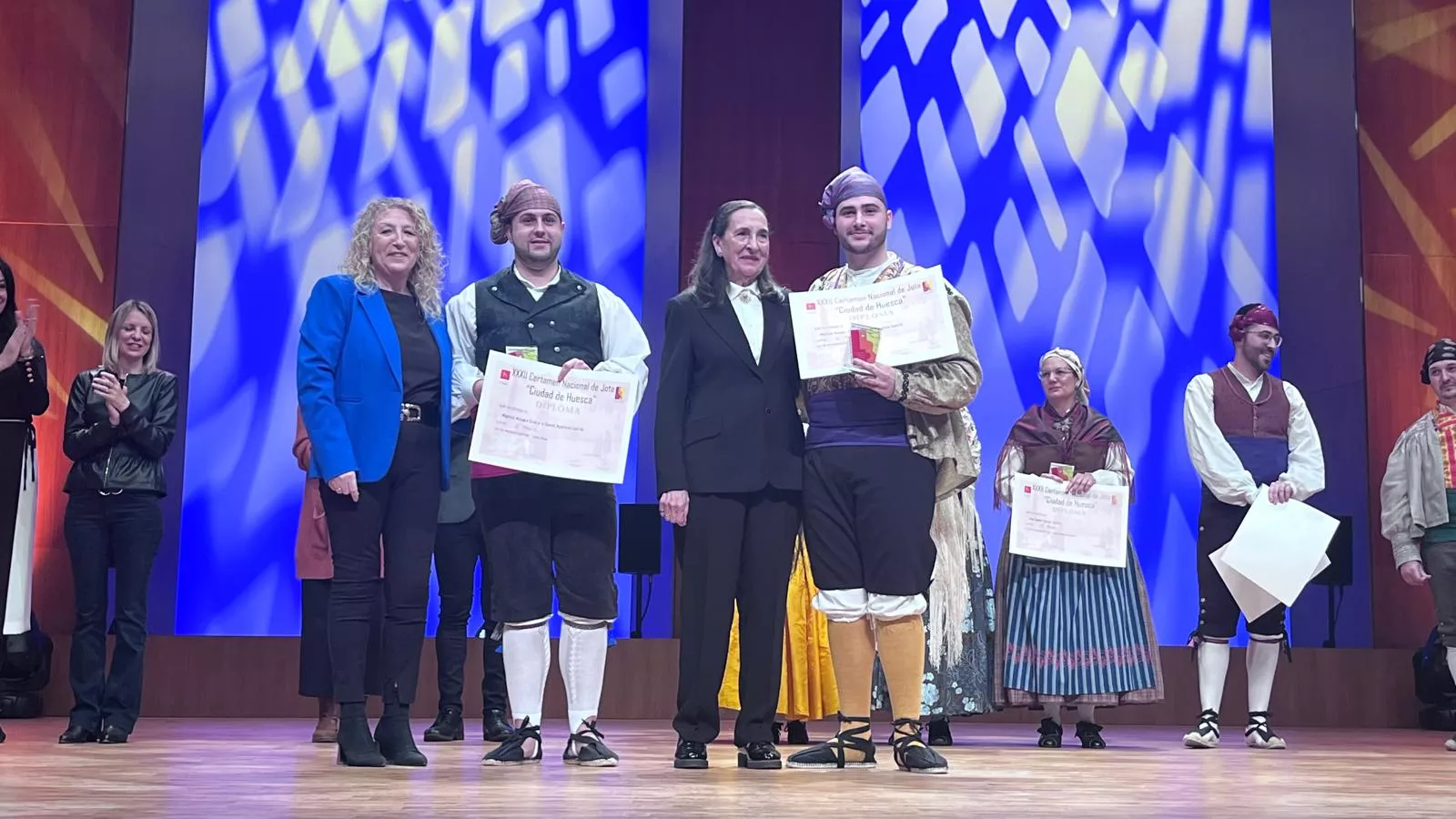 Final de canto, baile y dúos y el extraordinario del Certamen Nacional de Jota Ciudad de Huesca. Foto Mercedes Manterola