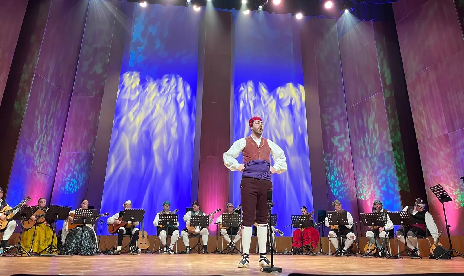 Final de canto, baile y dúos y el extraordinario del Certamen Nacional de Jota Ciudad de Huesca. Foto Mercedes Manterola
