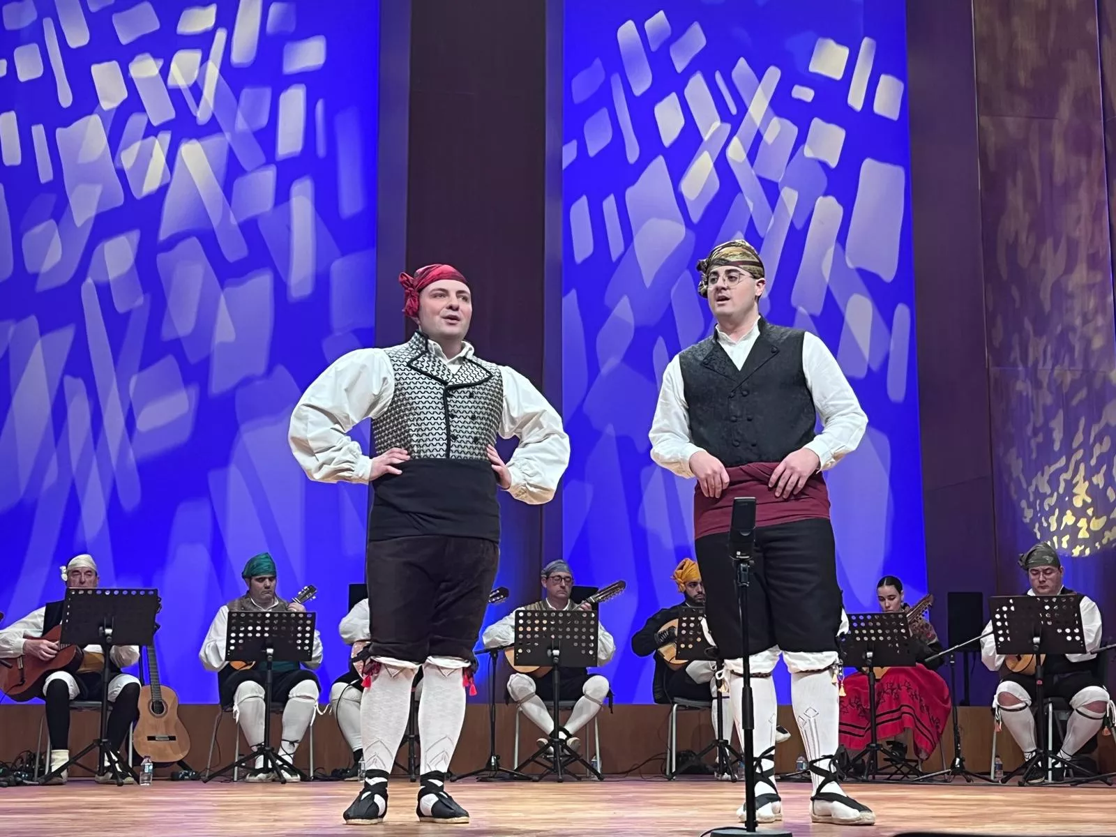 Final de canto, baile y dúos y el extraordinario del Certamen Nacional de Jota Ciudad de Huesca. Foto Mercedes Manterola