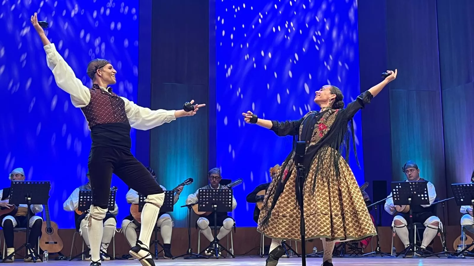 Final de canto, baile y dúos y el extraordinario del Certamen Nacional de Jota Ciudad de Huesca. Foto Mercedes Manterola