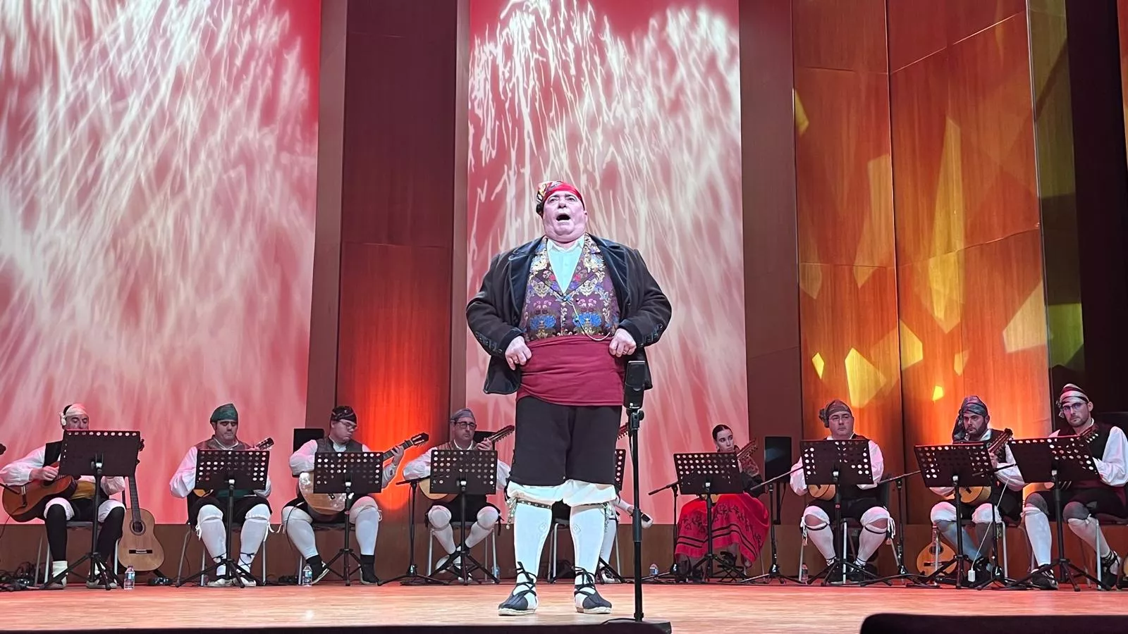 Final de canto, baile y dúos y el extraordinario del Certamen Nacional de Jota Ciudad de Huesca. Foto Mercedes Manterola