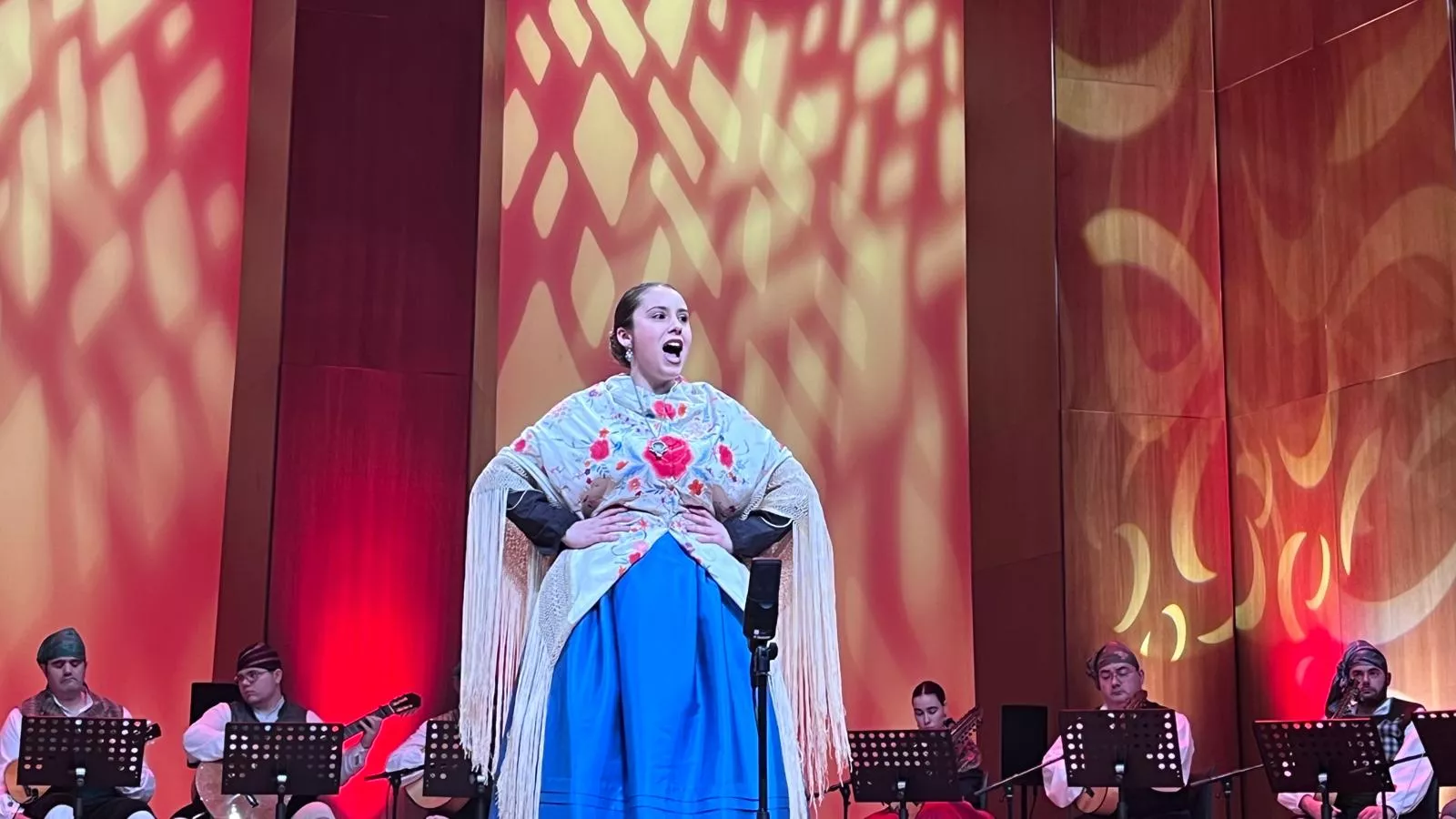 Final de canto, baile y dúos y el extraordinario del Certamen Nacional de Jota Ciudad de Huesca. Foto Mercedes Manterola