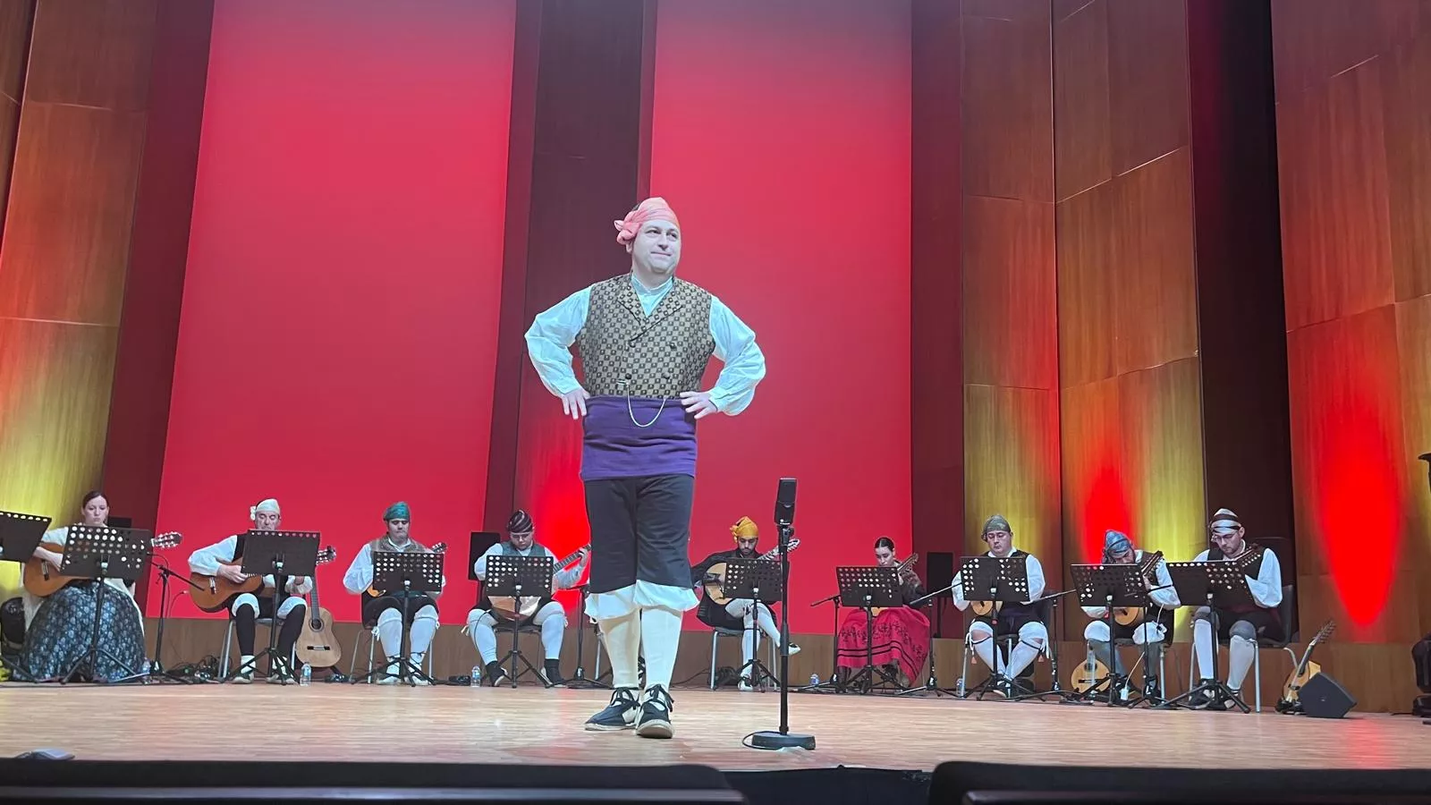 Final de canto, baile y dúos y el extraordinario del Certamen Nacional de Jota Ciudad de Huesca. Foto Mercedes Manterola