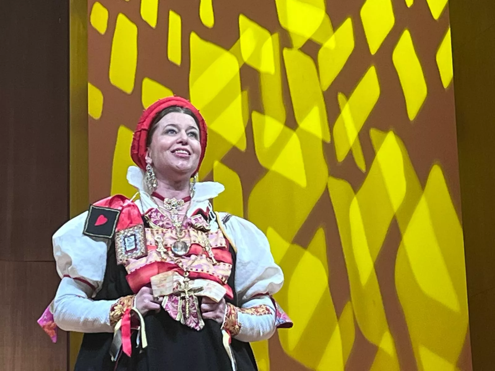 Final de canto, baile y dúos y el extraordinario del Certamen Nacional de Jota Ciudad de Huesca. Foto Mercedes Manterola