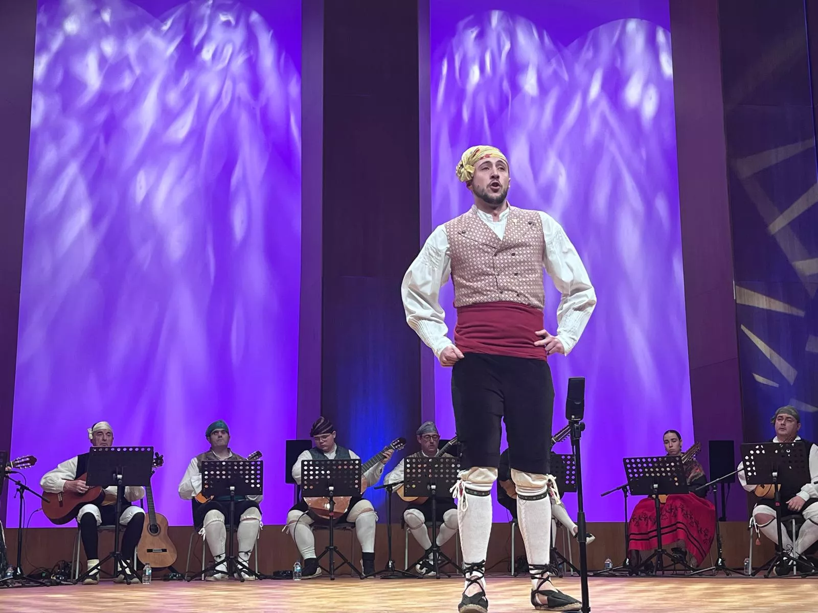 Final de canto, baile y dúos y el extraordinario del Certamen Nacional de Jota Ciudad de Huesca. Foto Mercedes Manterola