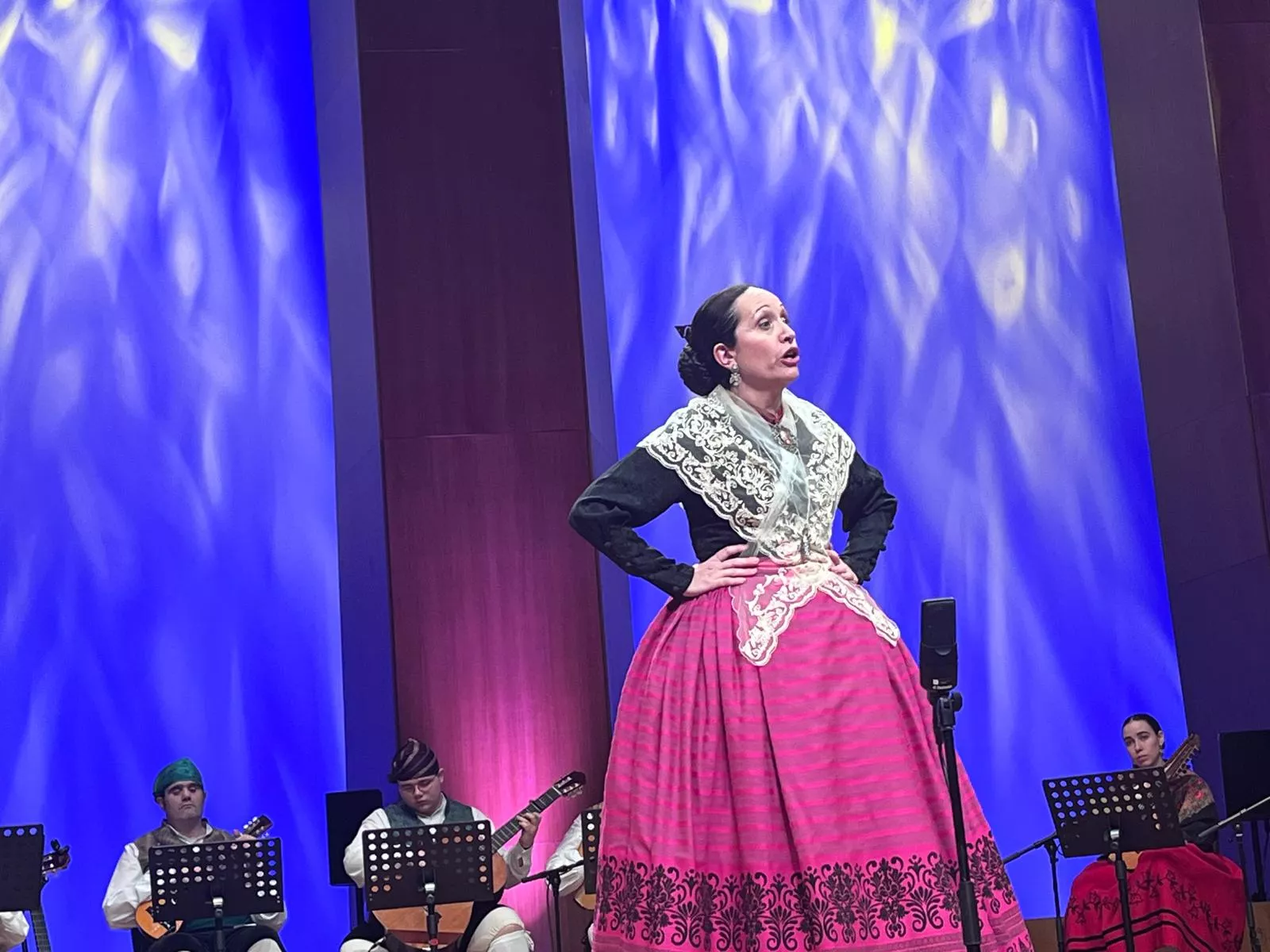 Final de canto, baile y dúos y el extraordinario del Certamen Nacional de Jota Ciudad de Huesca. Foto Mercedes Manterola