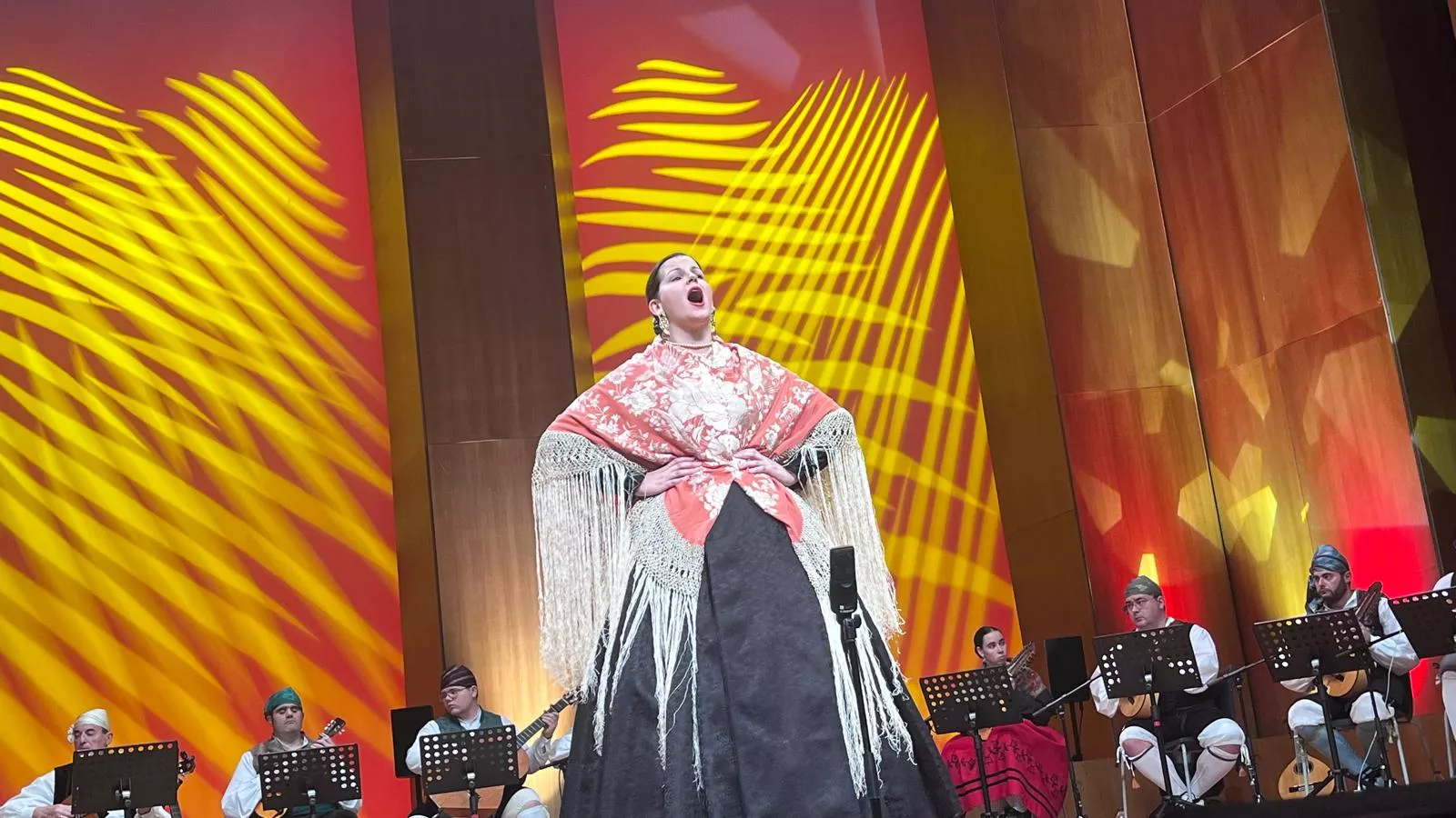 Final de canto, baile y dúos y el extraordinario del Certamen Nacional de Jota Ciudad de Huesca. Foto Mercedes Manterola