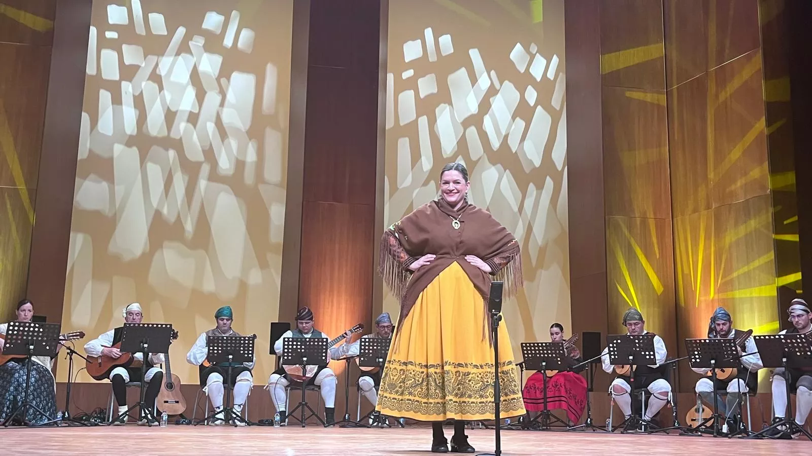 Final de canto, baile y dúos y el extraordinario del Certamen Nacional de Jota Ciudad de Huesca. Foto Mercedes Manterola