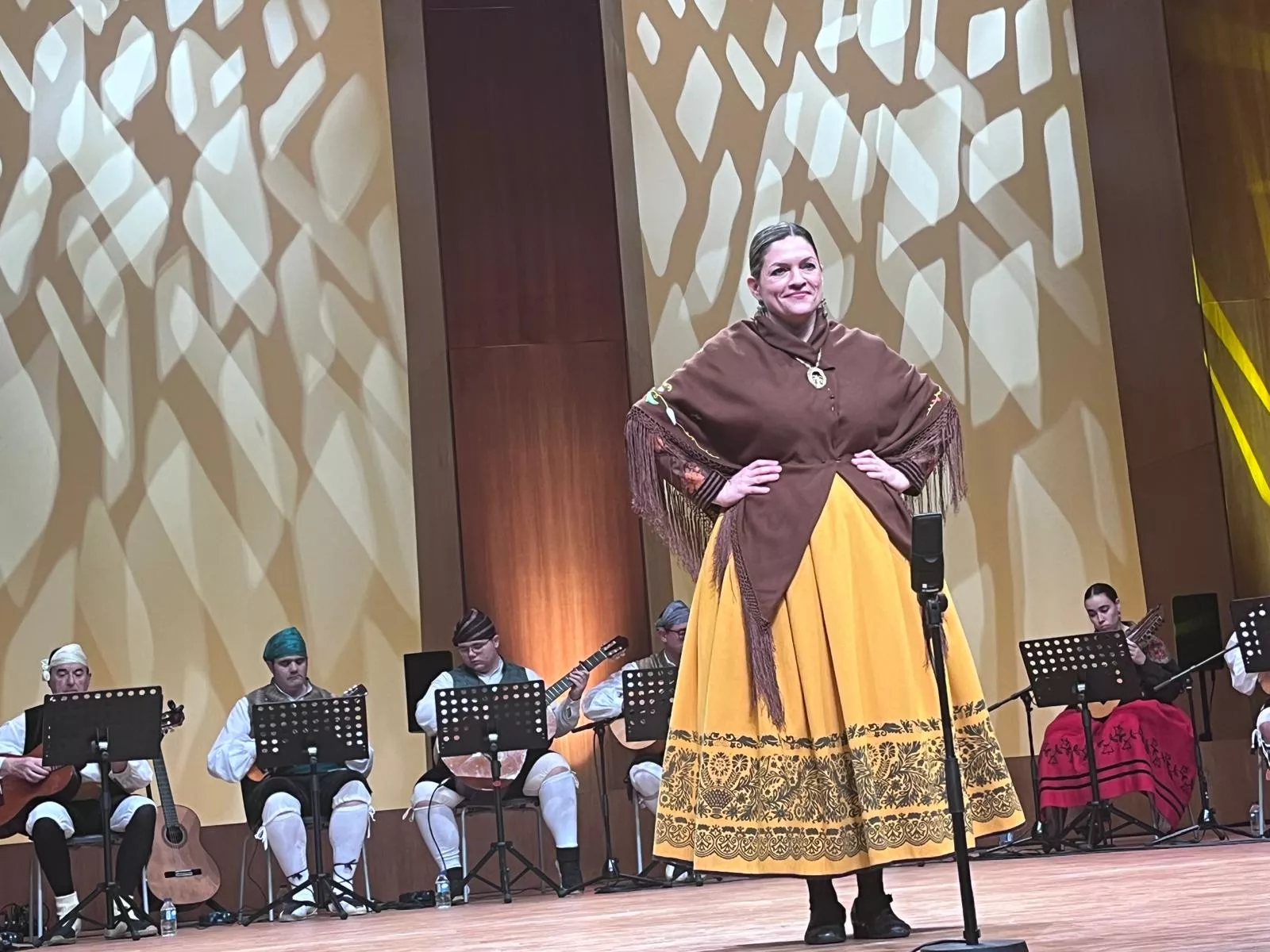Final de canto, baile y dúos y el extraordinario del Certamen Nacional de Jota Ciudad de Huesca. Foto Mercedes Manterola