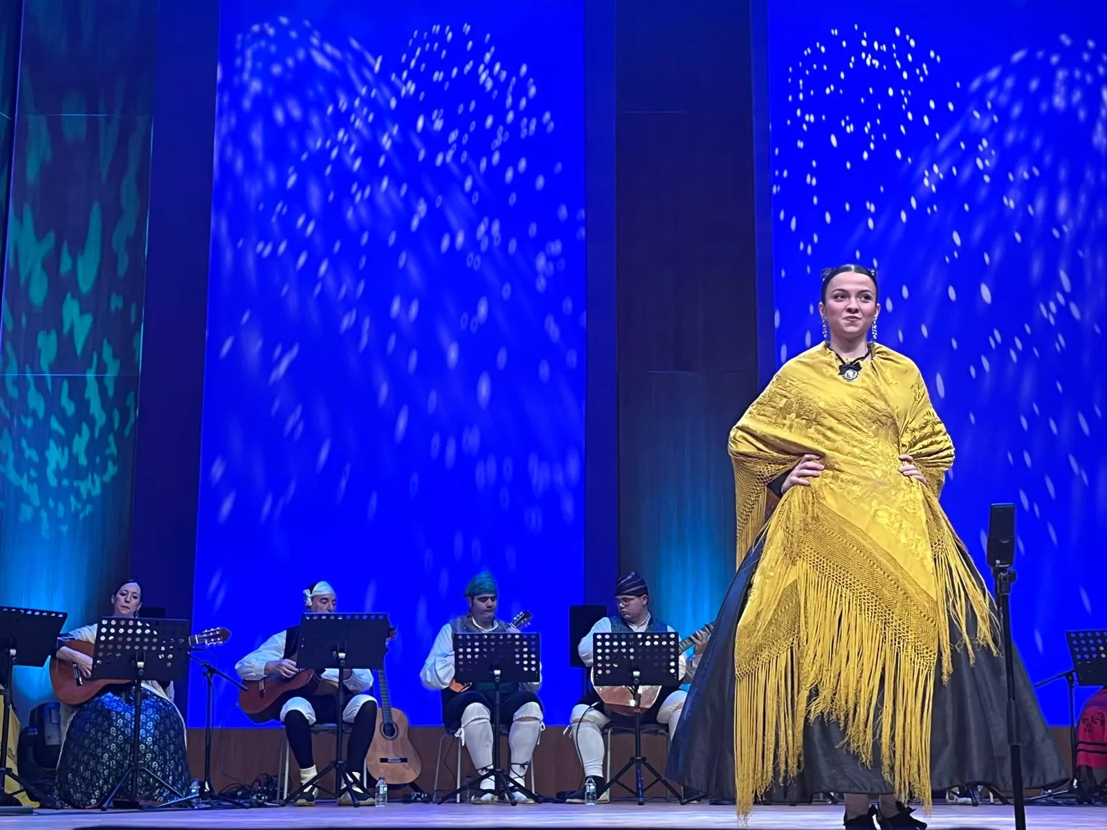 Final de canto, baile y dúos y el extraordinario del Certamen Nacional de Jota Ciudad de Huesca. Foto Mercedes Manterola