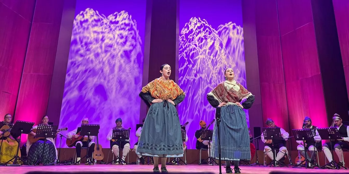 Final de canto, baile y dúos y el extraordinario del Certamen Nacional de Jota Ciudad de Huesca. Foto Mercedes Manterola