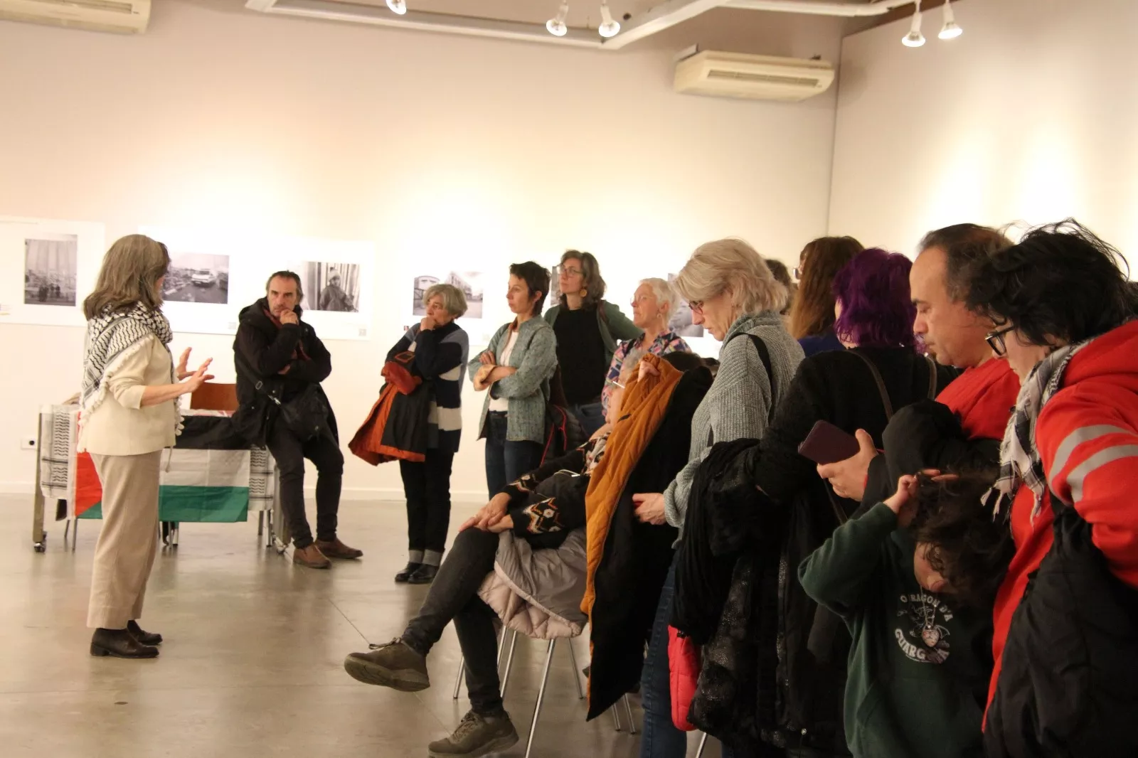 Exposición de Sandra  Barrilaro "De la ocupación al genocidio" en Huesca. Foto Carlos Neofato