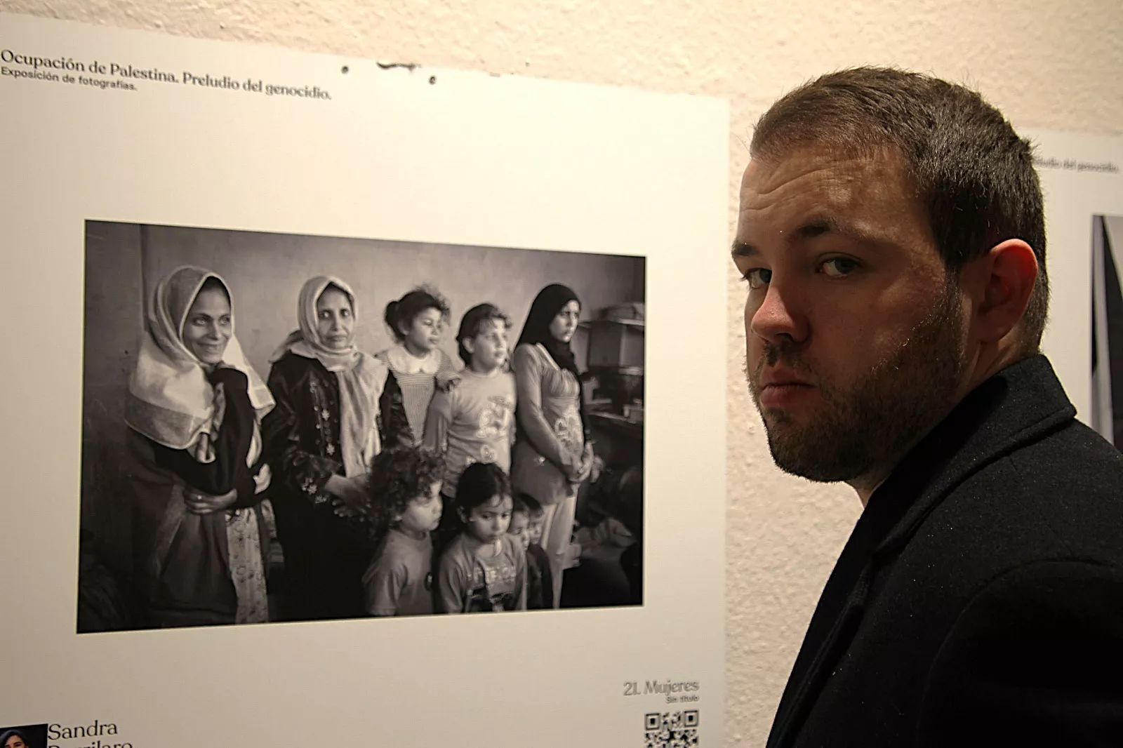 Exposición de Sandra  Barrilaro "De la ocupación al genocidio" en Huesca. Foto Carlos Neofato