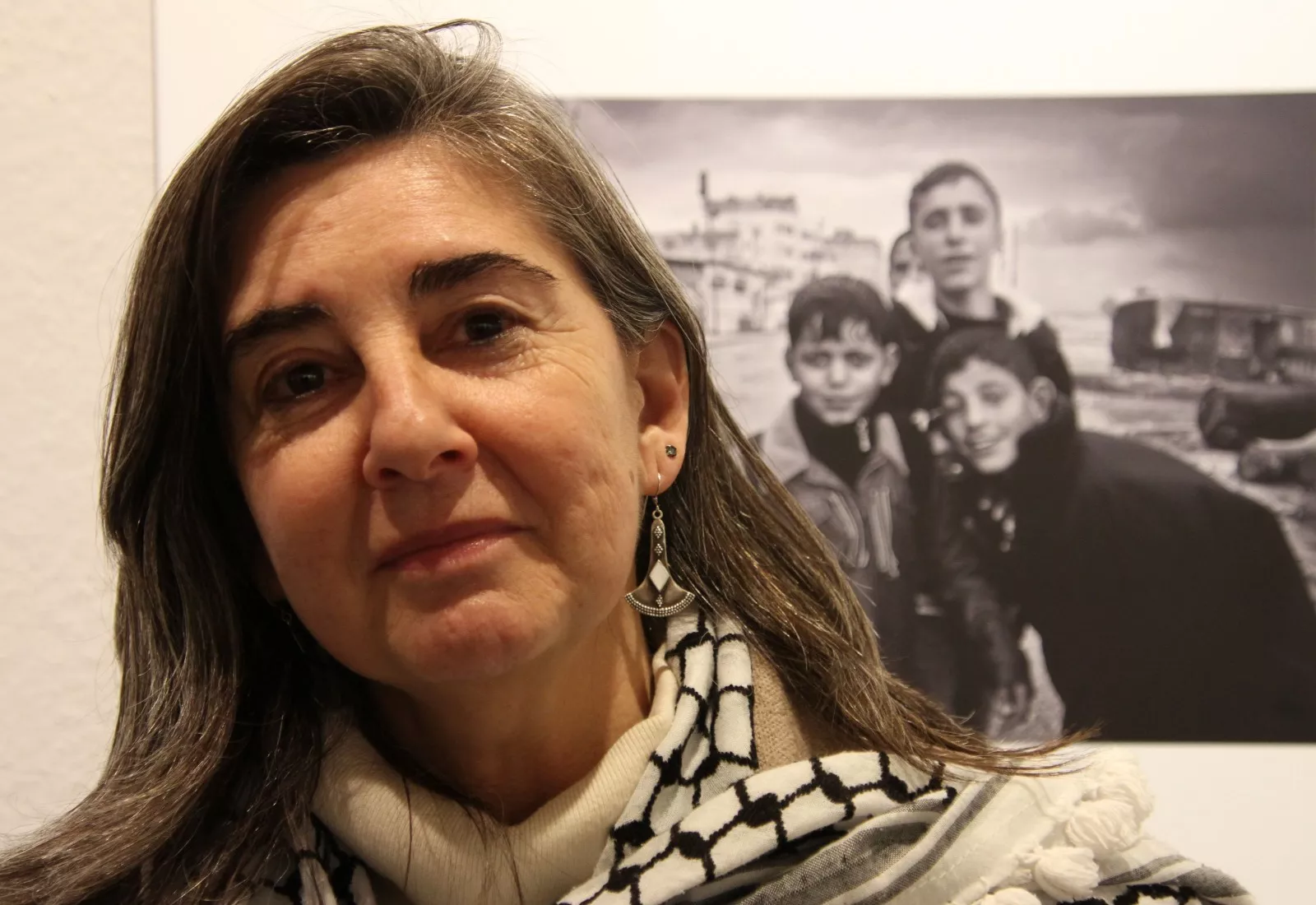 Exposición de Sandra  Barrilaro "De la ocupación al genocidio" en Huesca. Foto Carlos Neofato