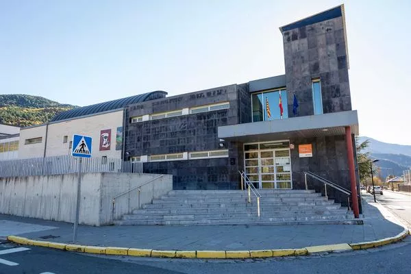 Preocupación en el alumnado y las familias del Instituto de Castejón de Sos. Foto Ayuntamiento de Castejón de Sos