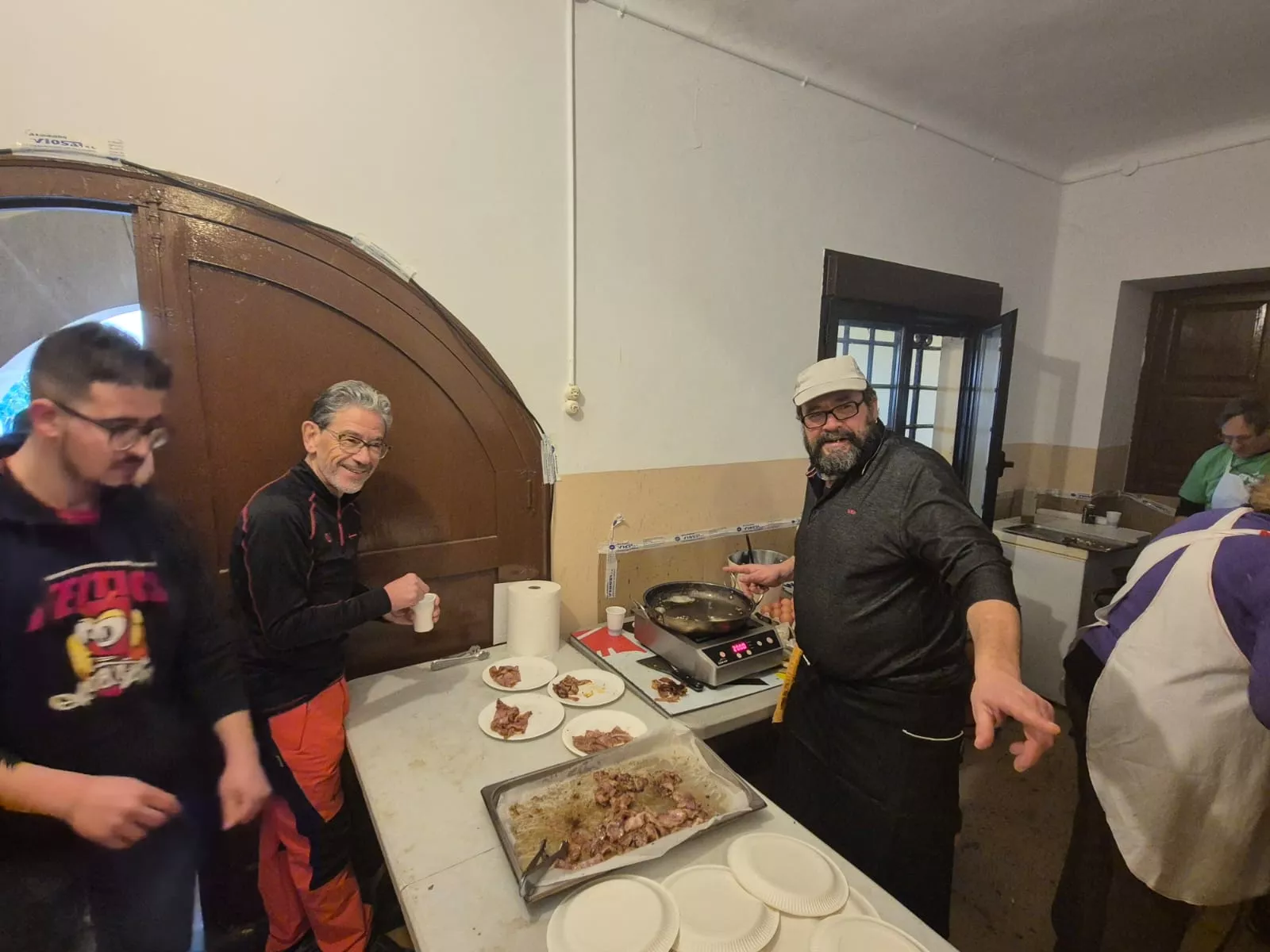 Huevo Frito Solidario con Etiopía en Banariés. Foto Juanlu Herrero