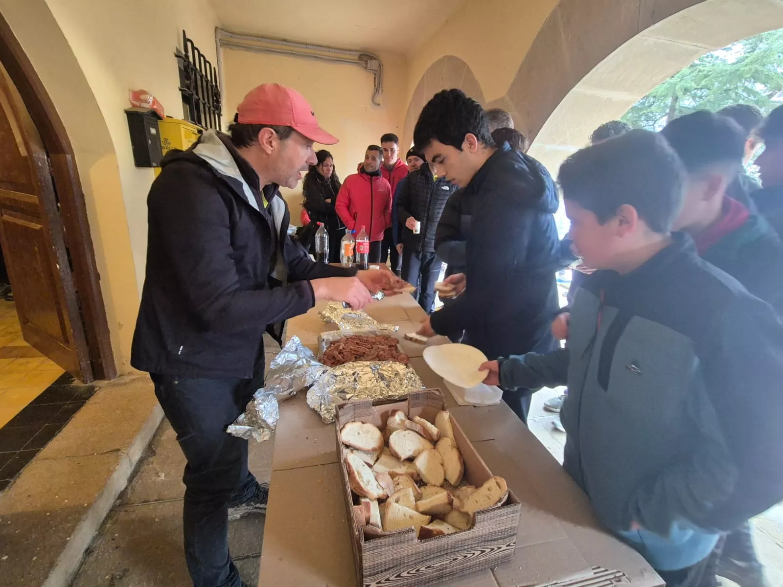 Huevo Frito Solidario con Etiopía en Banariés. Foto Juanlu Herrero