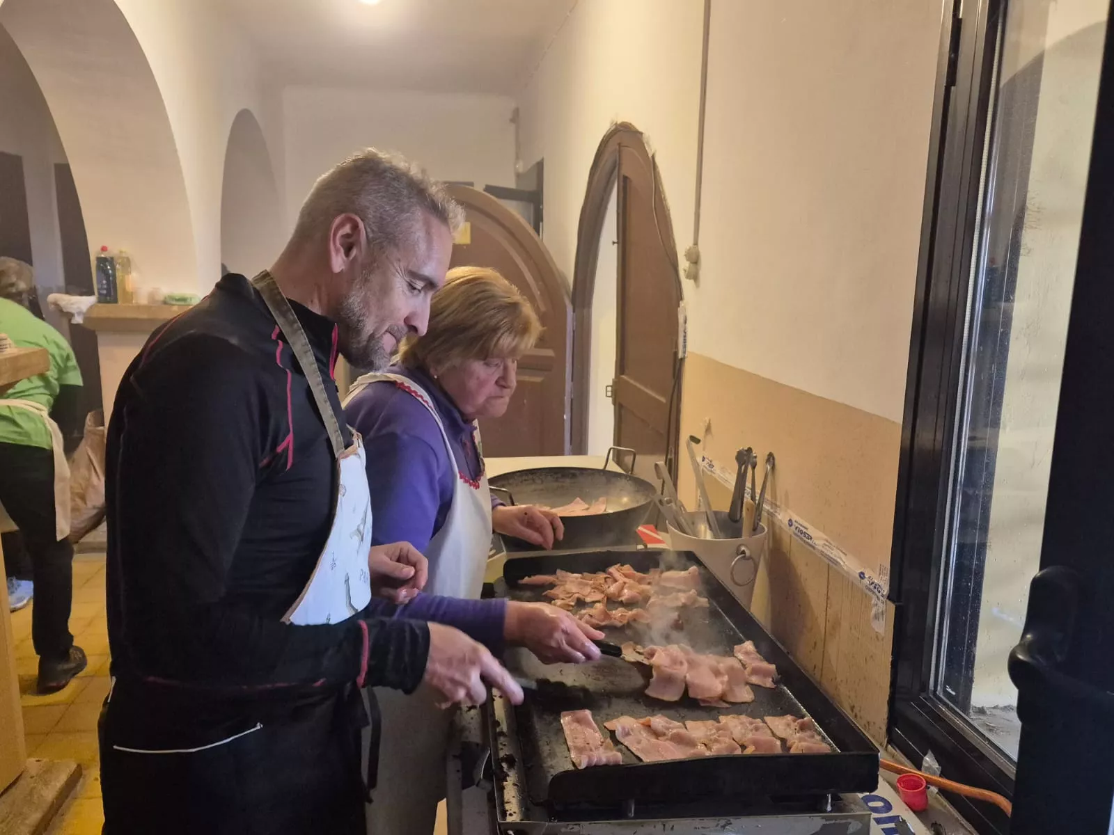 Huevo Frito Solidario con Etiopía en Banariés. Foto Juanlu Herrero