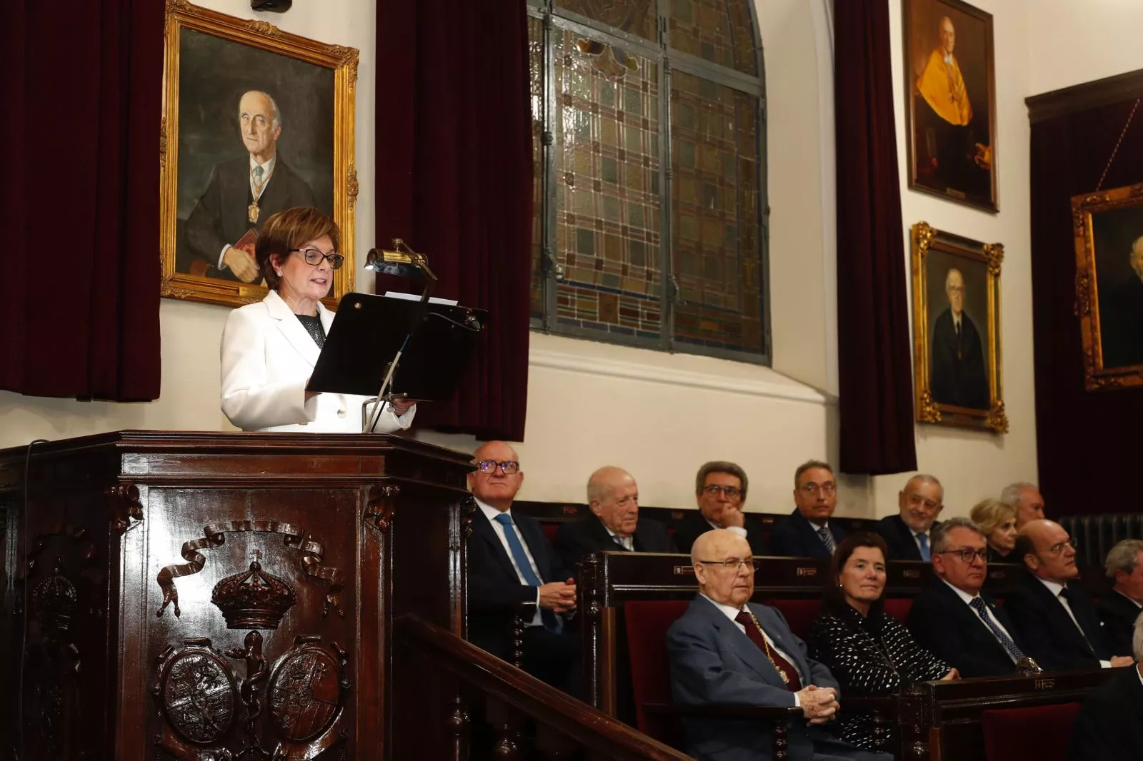 Reconocimientos de la Real Academia de Medicina a los doctores Nasarre y Sanmartín