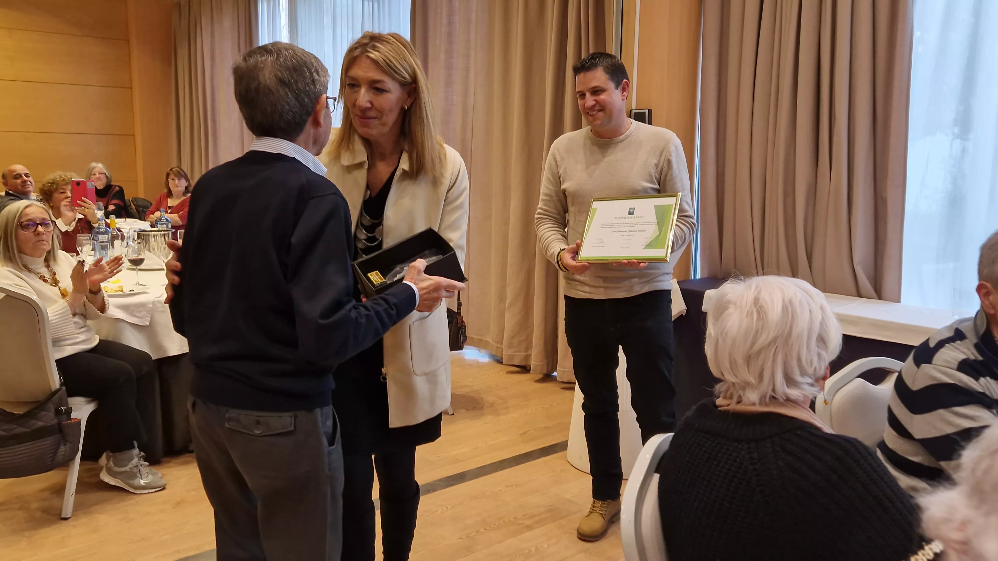 Premio ARO 2024 para Emeterio Giménez Salcedo. Foto Myriam Martínez 