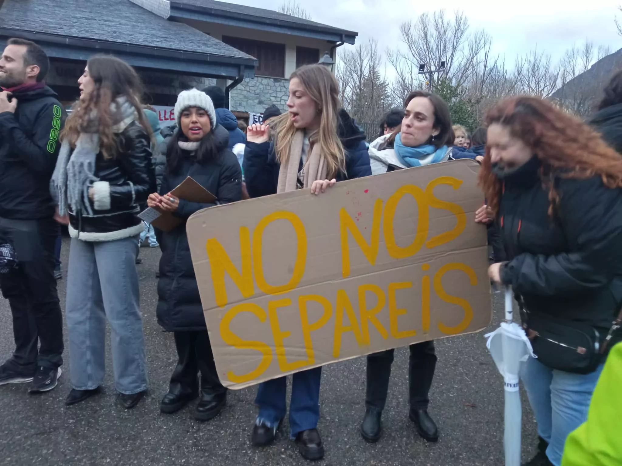 Concentración en Benasque para reivindicar "un sólo instituto".