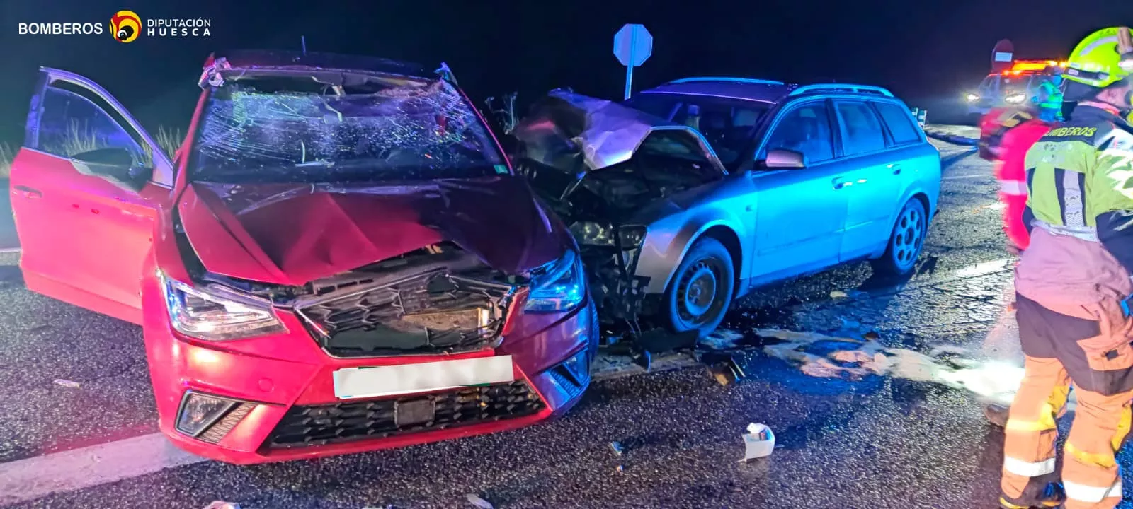 Heridos dos vecinos de La Fueva, en el choque de dos turismos que circulaban por la N-260 Heridos dos vecinos de La Fueva, en el choque de dos turismos que circulaban por la N-260