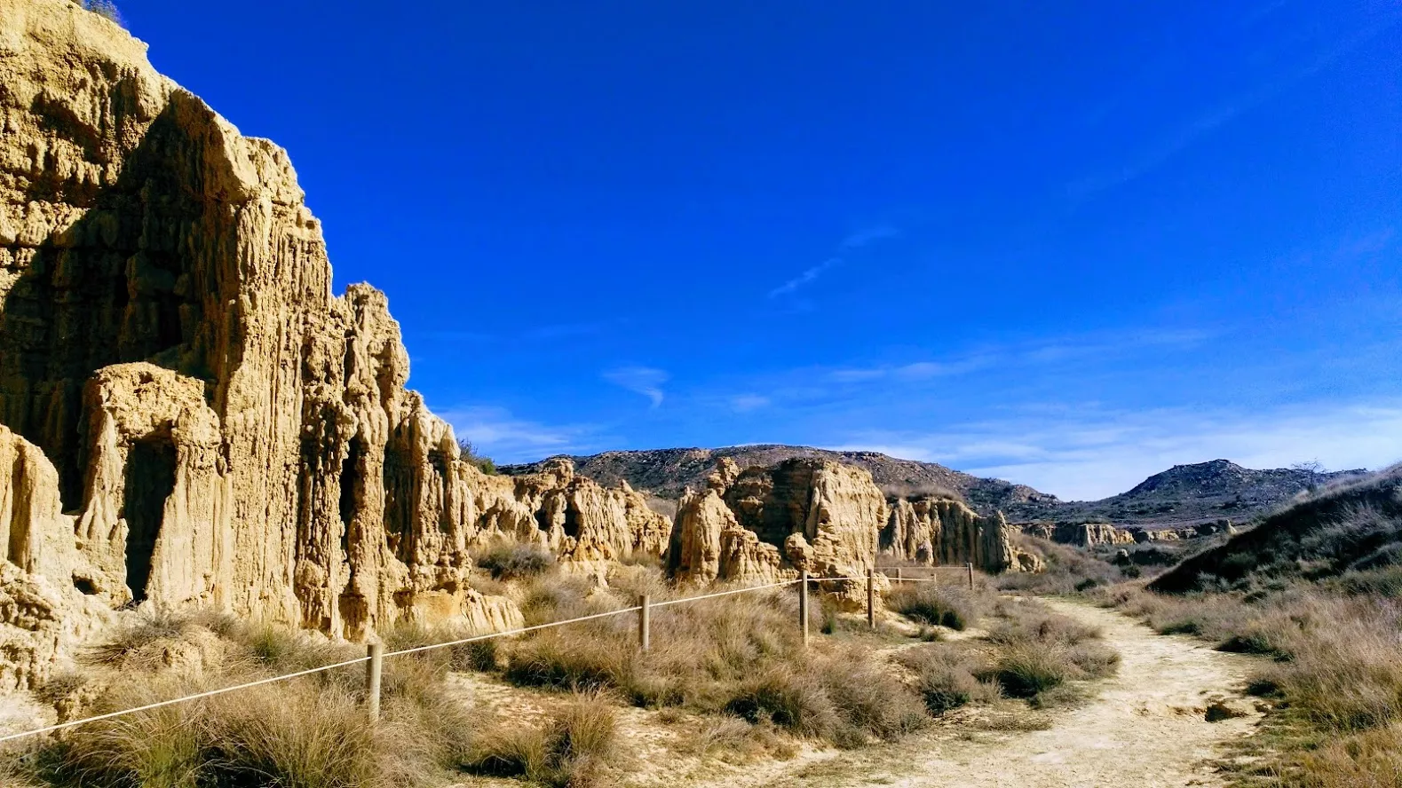 Excursión entre Piedratajada y Valpalmas organizada por la Universidad de Zaragoza. Foto Joaquín Santafé