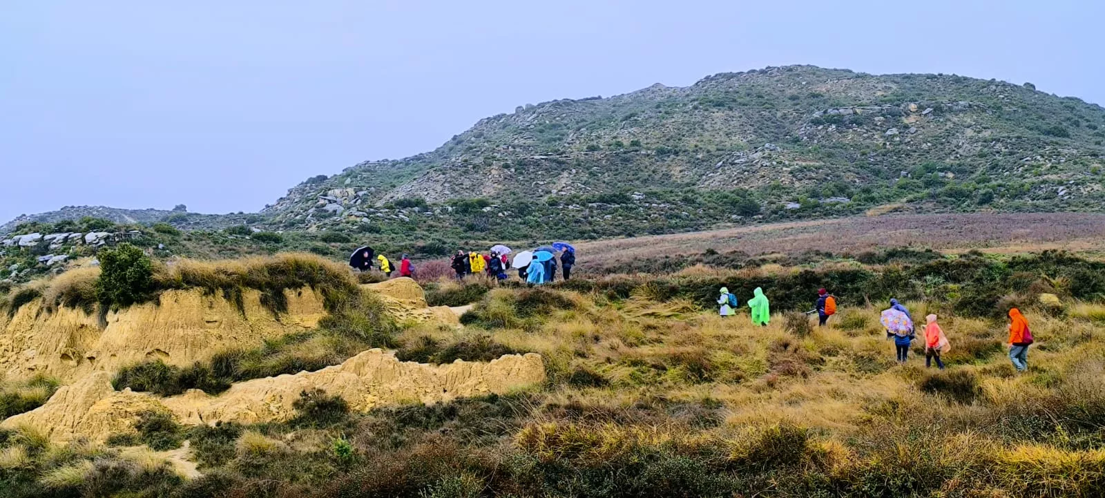 Excursión entre Piedratajada y Valpalmas organizada por la Universidad de Zaragoza. Foto Joaquín Santafé