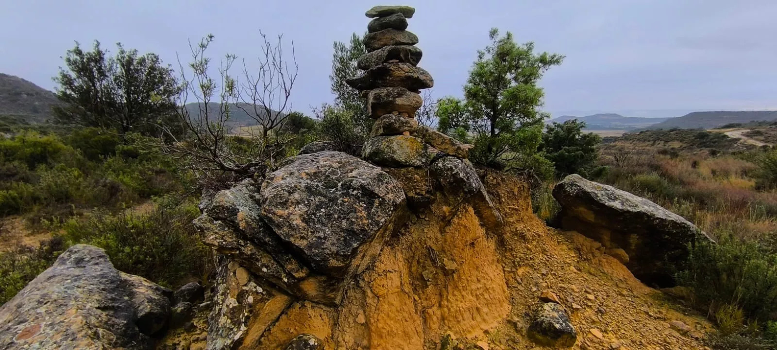 Excursión entre Piedratajada y Valpalmas organizada por la Universidad de Zaragoza. Foto Joaquín Santafé
